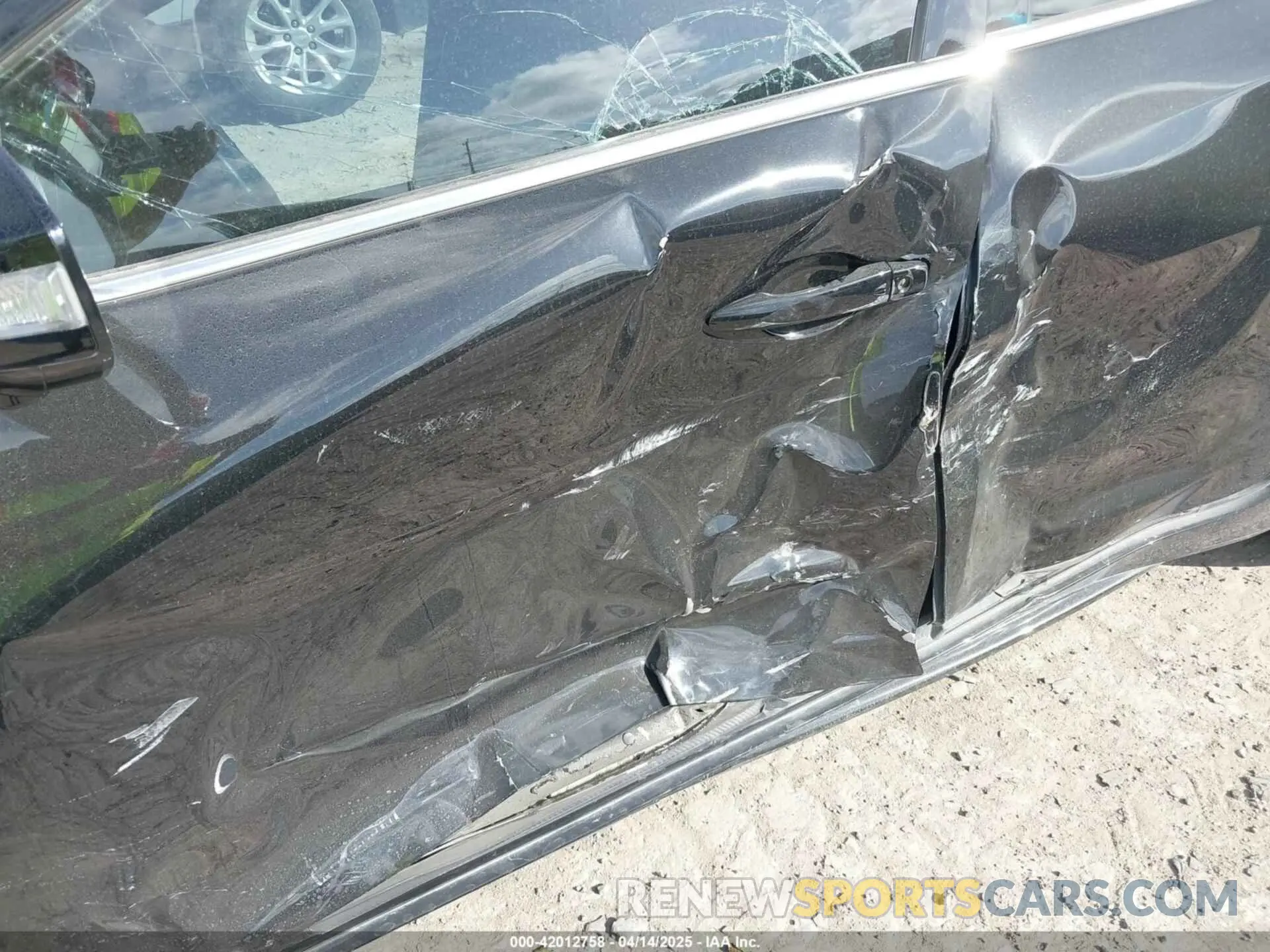 6 Photograph of a damaged car 1N4AA6EV6PC506634 NISSAN MAXIMA 2023