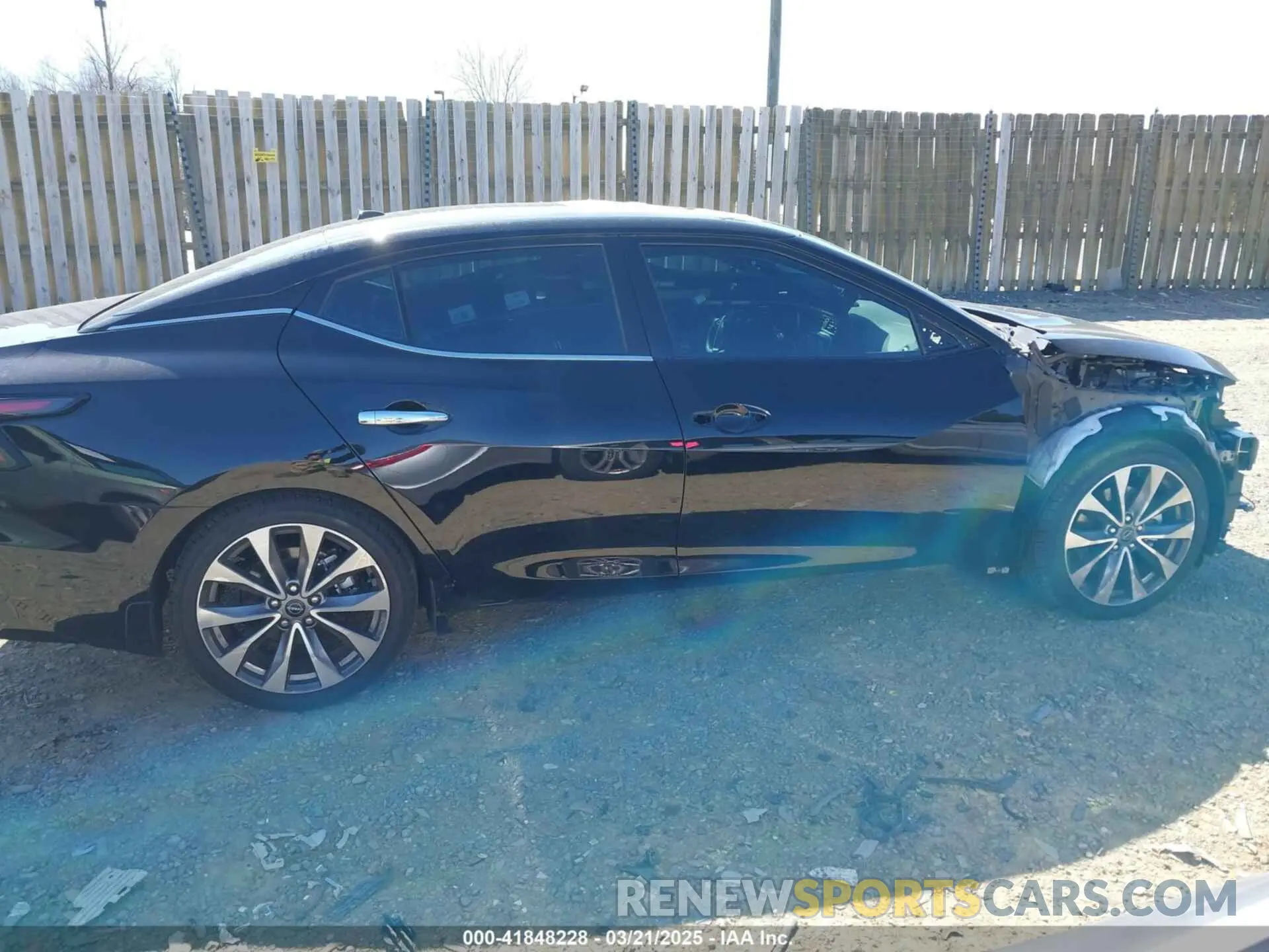 14 Photograph of a damaged car 1N4AA6FV4PC504993 NISSAN MAXIMA 2023