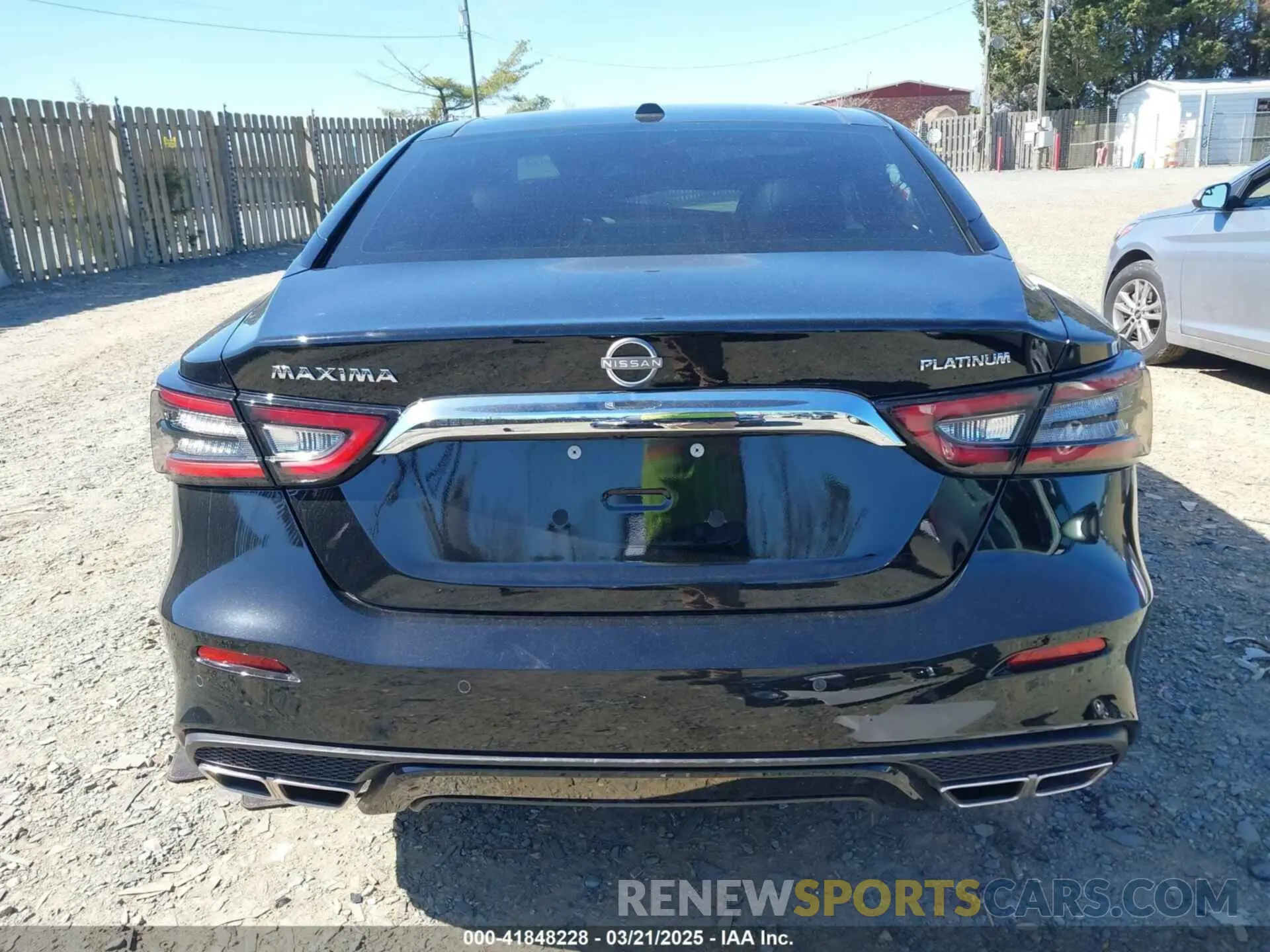 17 Photograph of a damaged car 1N4AA6FV4PC504993 NISSAN MAXIMA 2023