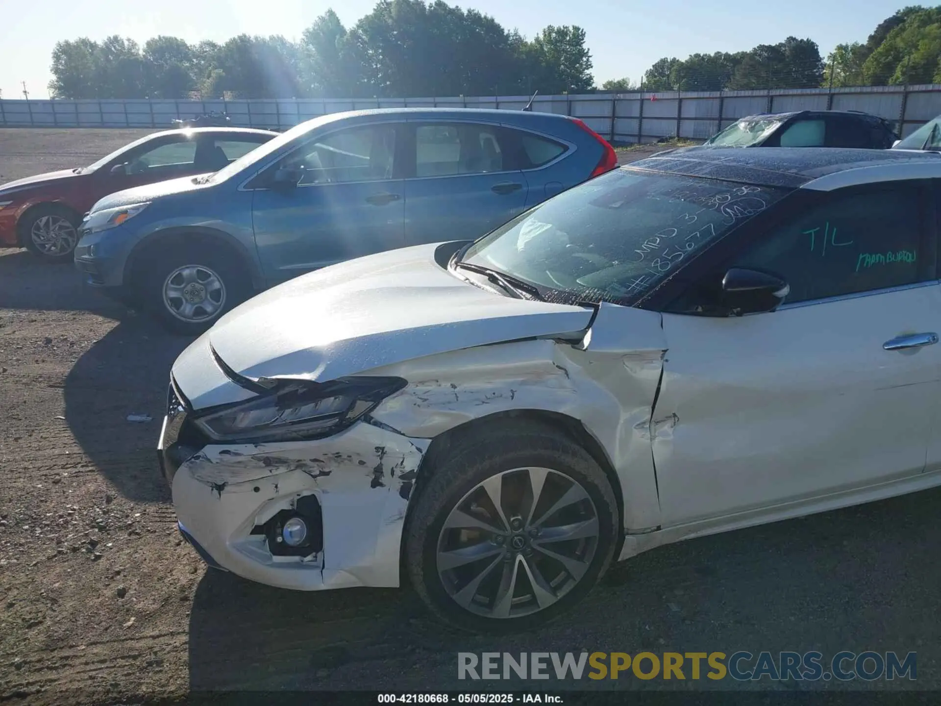 18 Photograph of a damaged car 1N4AA6FV5PC507501 NISSAN MAXIMA 2023