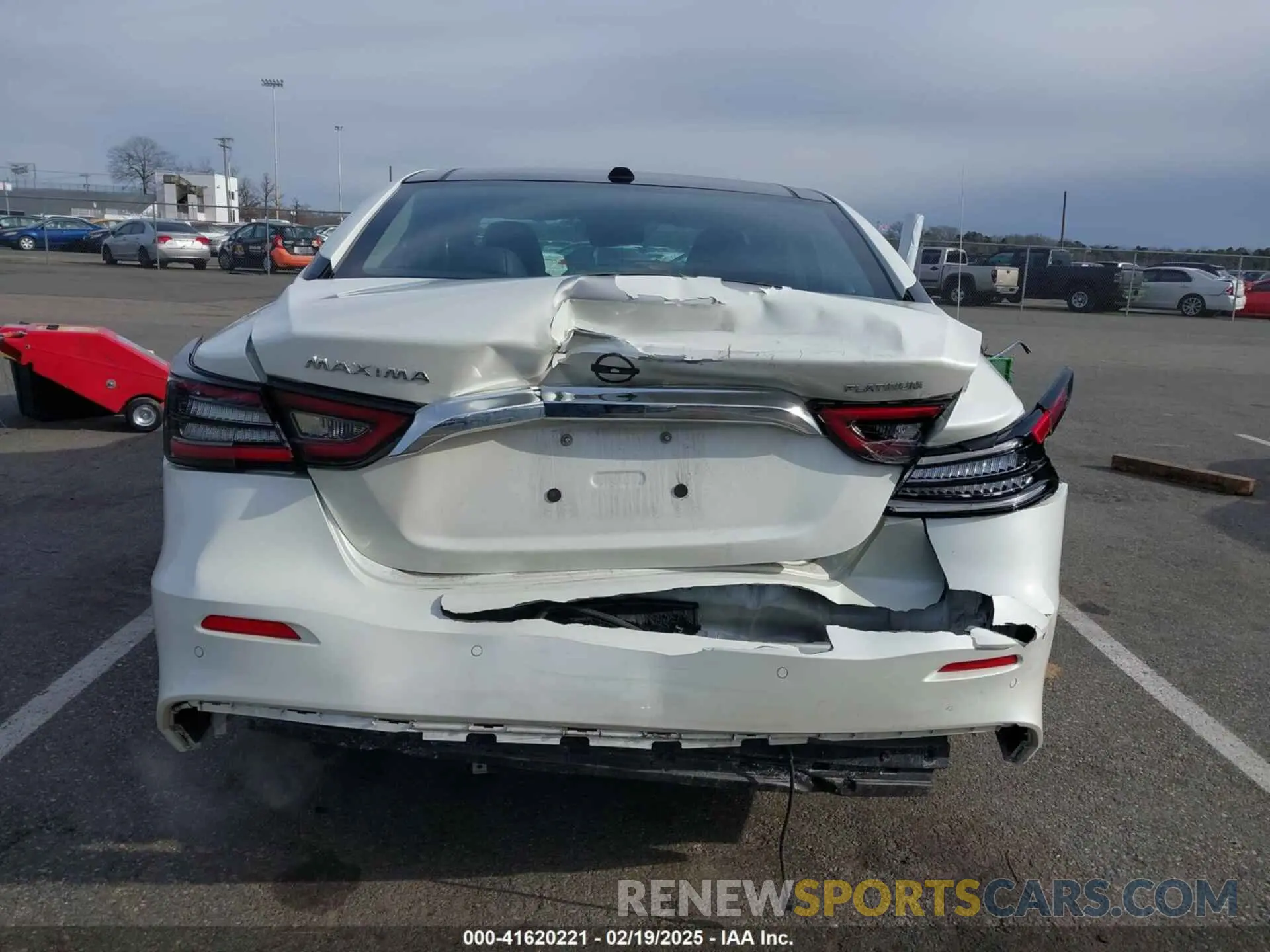 6 Photograph of a damaged car 1N4AA6FV8PC504740 NISSAN MAXIMA 2023
