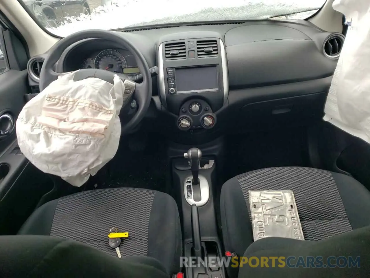 8 Photograph of a damaged car 3N1CK3CP0KL218921 NISSAN MICRA 2019