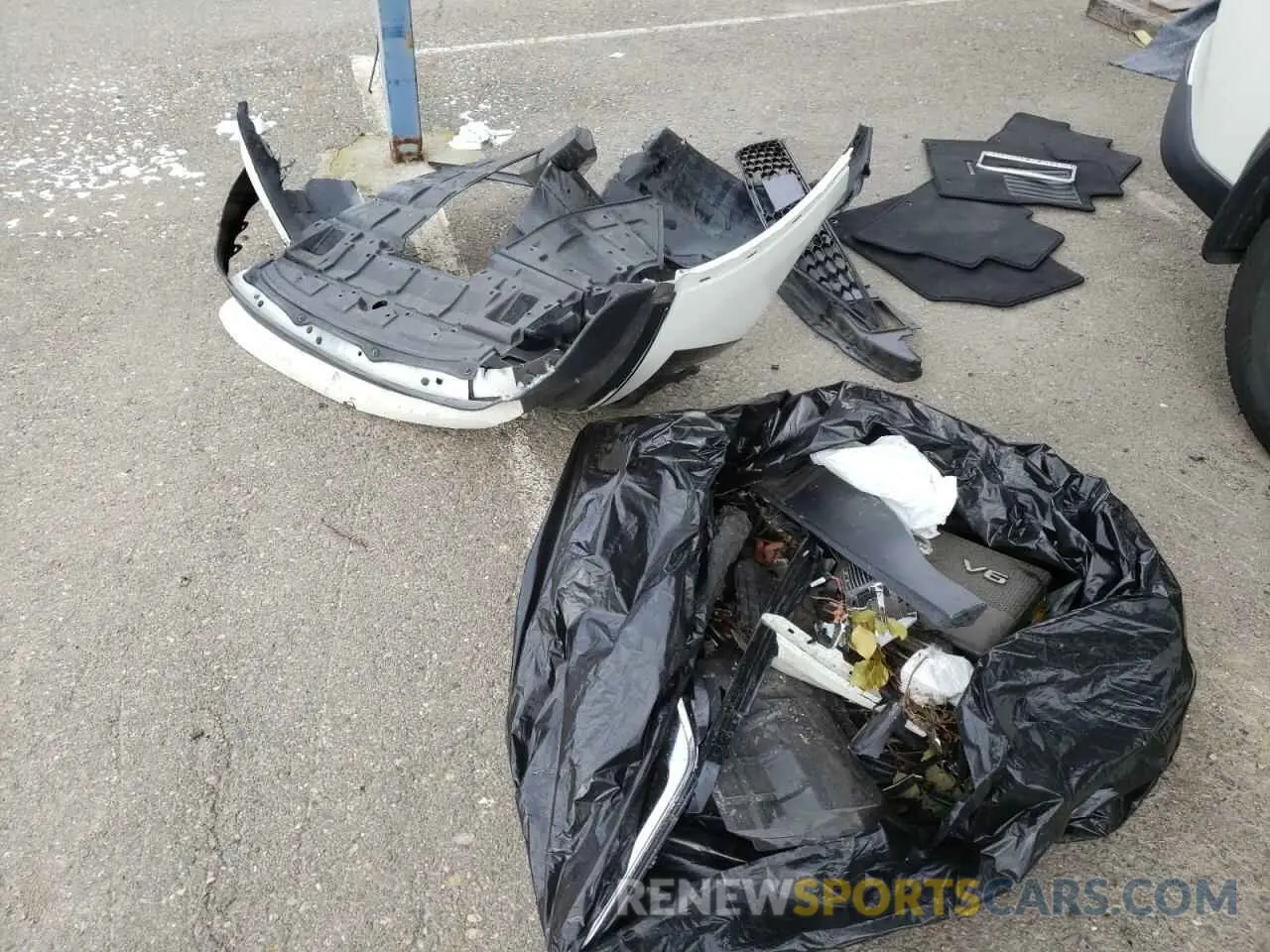 15 Photograph of a damaged car 5N1AZ2MJ4KN119518 NISSAN MURANO 2019