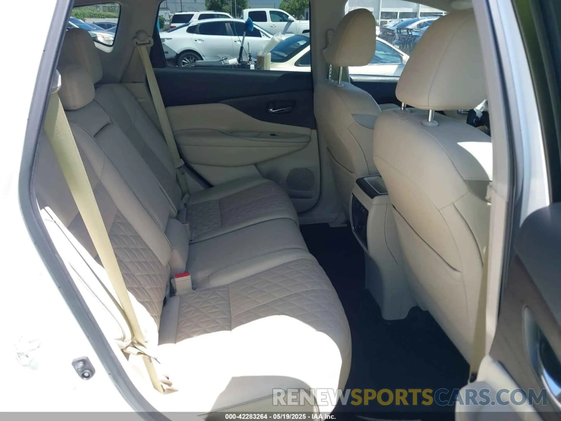 8 Photograph of a damaged car 5N1AZ2MJ5KN162233 NISSAN MURANO 2019