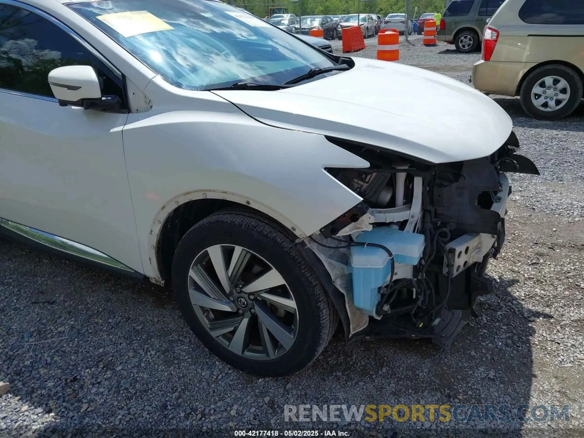 18 Photograph of a damaged car 5N1AZ2MJ8KN118498 NISSAN MURANO 2019