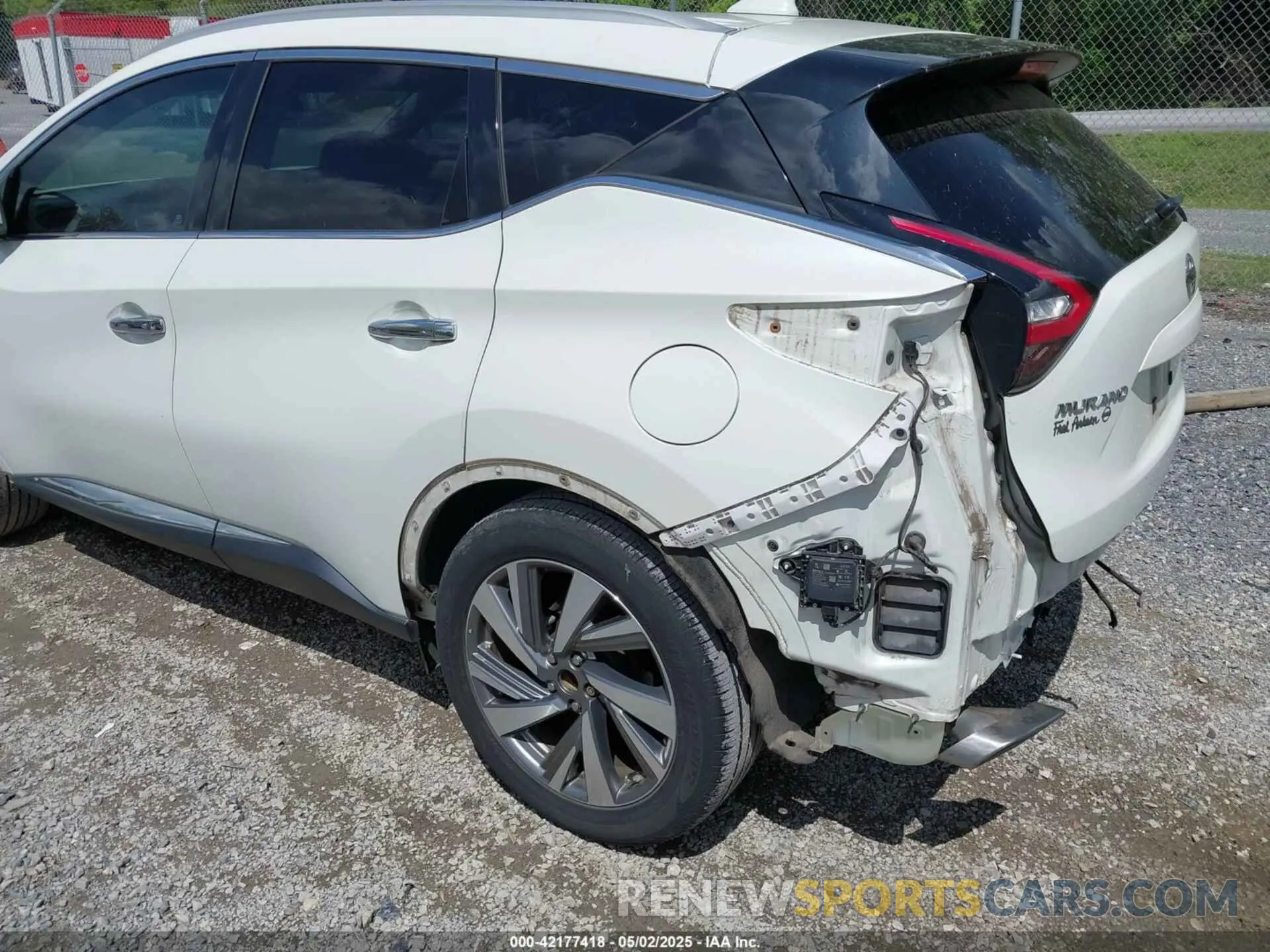 21 Photograph of a damaged car 5N1AZ2MJ8KN118498 NISSAN MURANO 2019