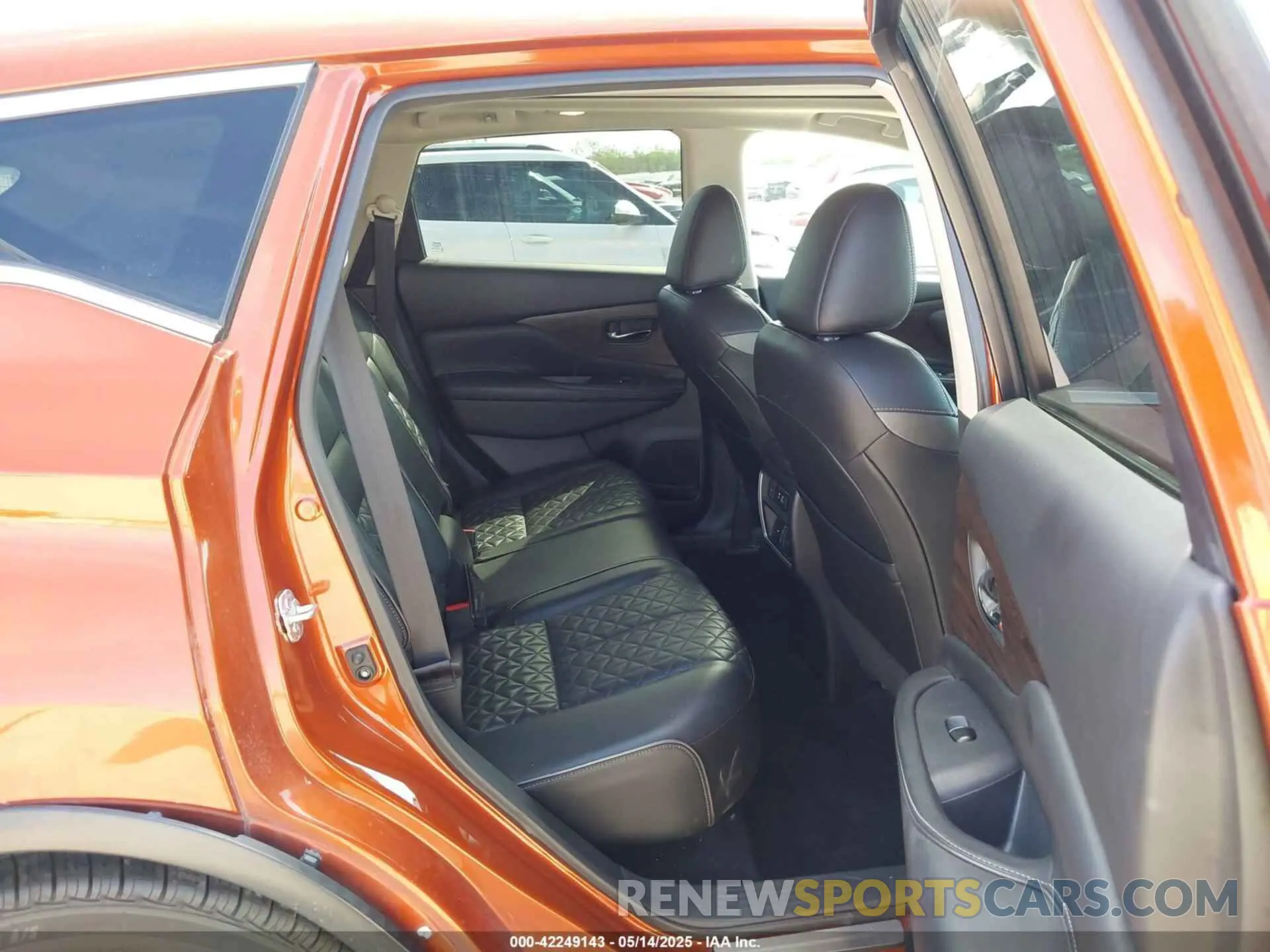 8 Photograph of a damaged car 5N1AZ2MJ8KN149749 NISSAN MURANO 2019