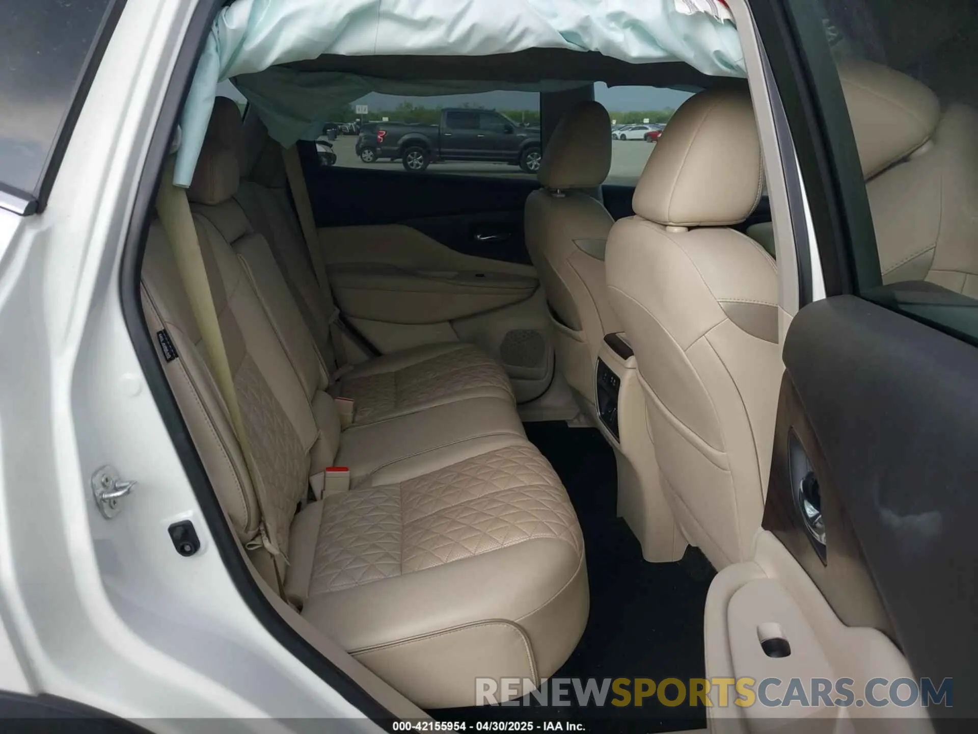 8 Photograph of a damaged car 5N1AZ2MJXKN117353 NISSAN MURANO 2019