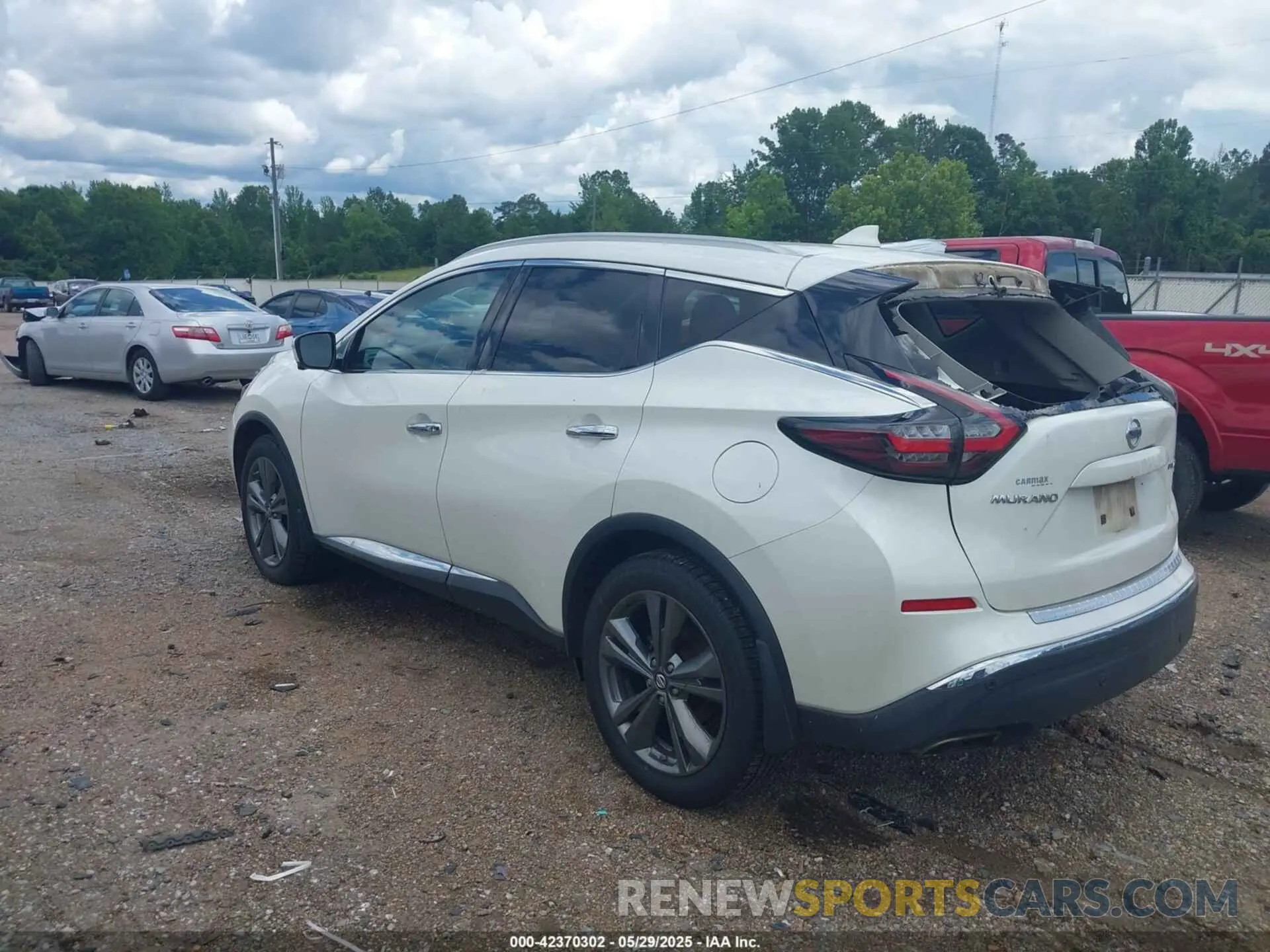3 Photograph of a damaged car 5N1AZ2MS4KN136327 NISSAN MURANO 2019