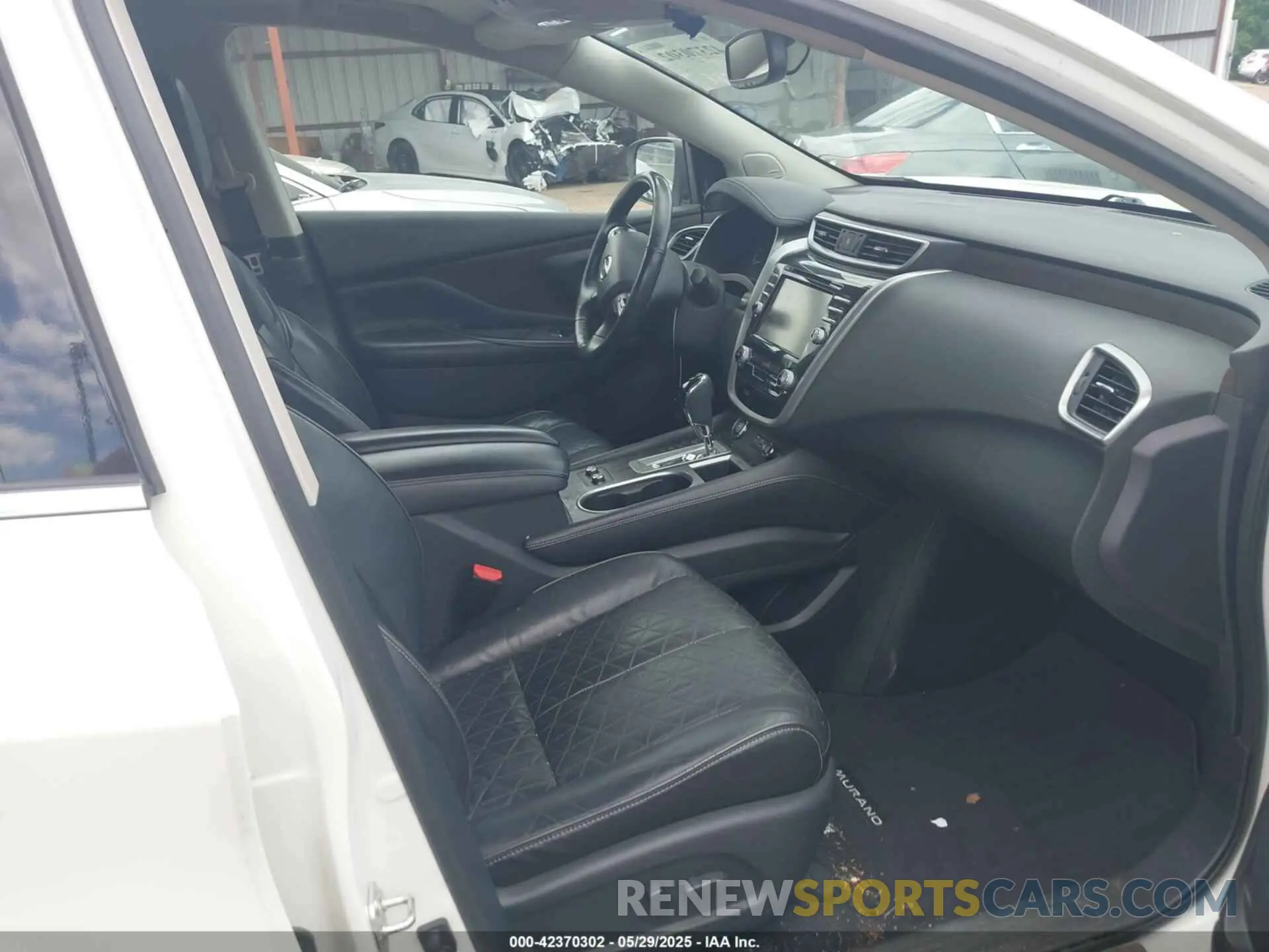 5 Photograph of a damaged car 5N1AZ2MS4KN136327 NISSAN MURANO 2019