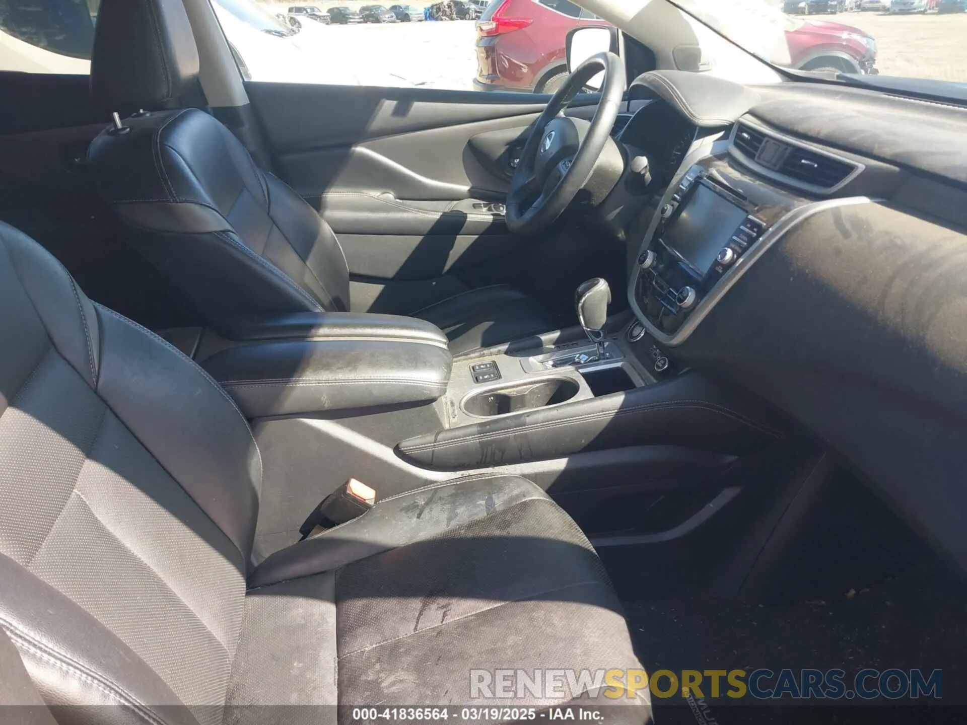 5 Photograph of a damaged car 5N1AZ2MS8KN164437 NISSAN MURANO 2019