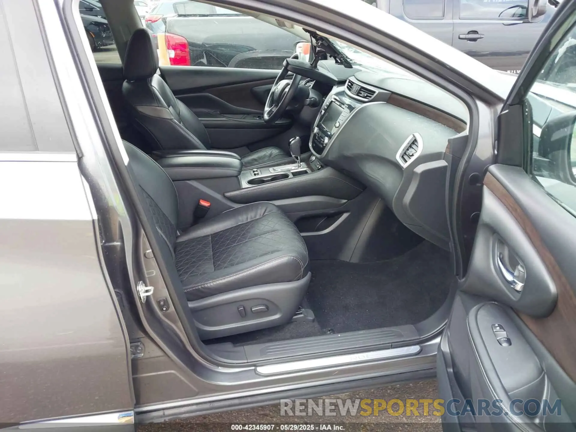 5 Photograph of a damaged car 5N1AZ2MS9KN126716 NISSAN MURANO 2019