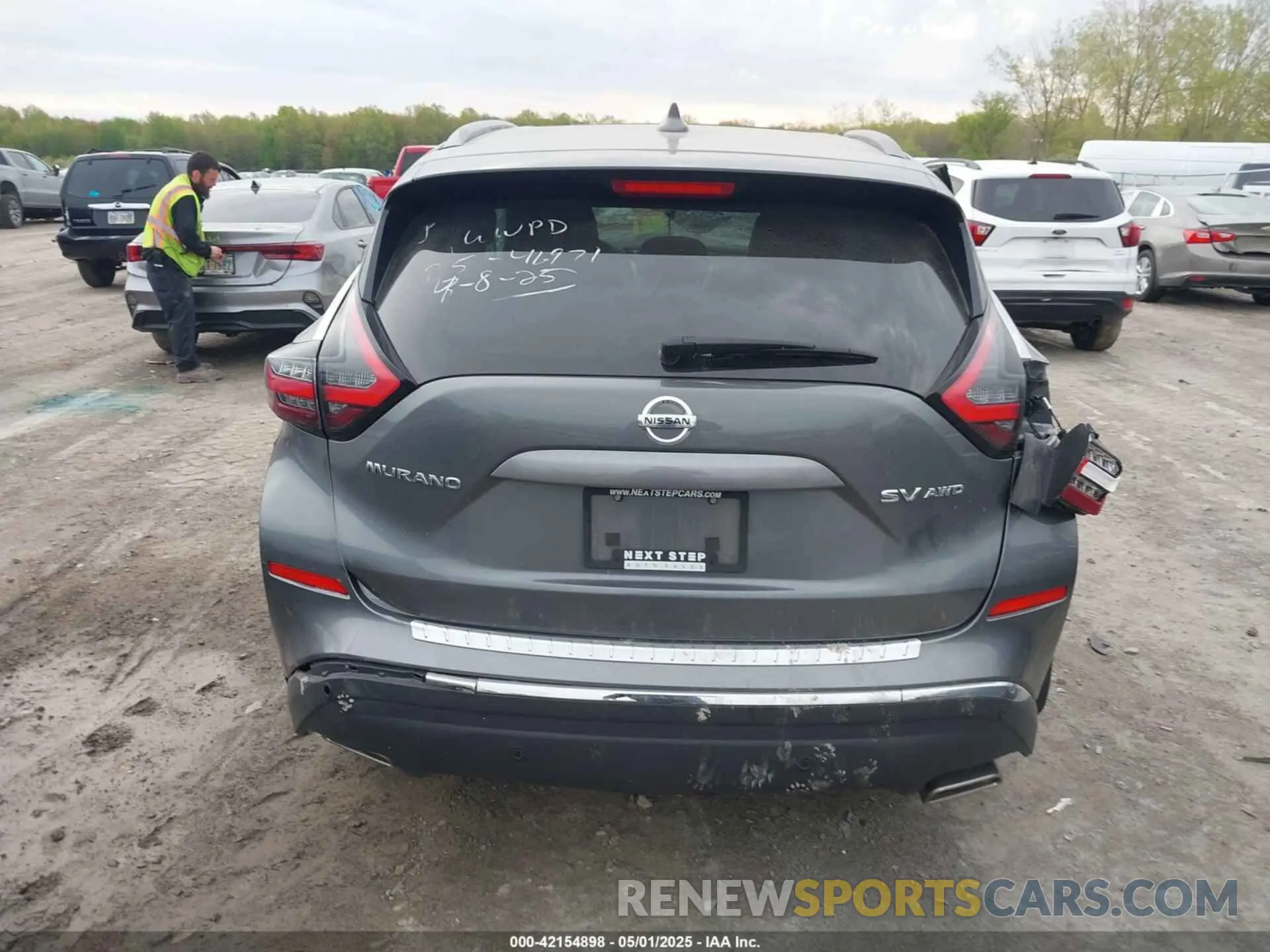17 Photograph of a damaged car 5N1AZ2MS9KN149994 NISSAN MURANO 2019