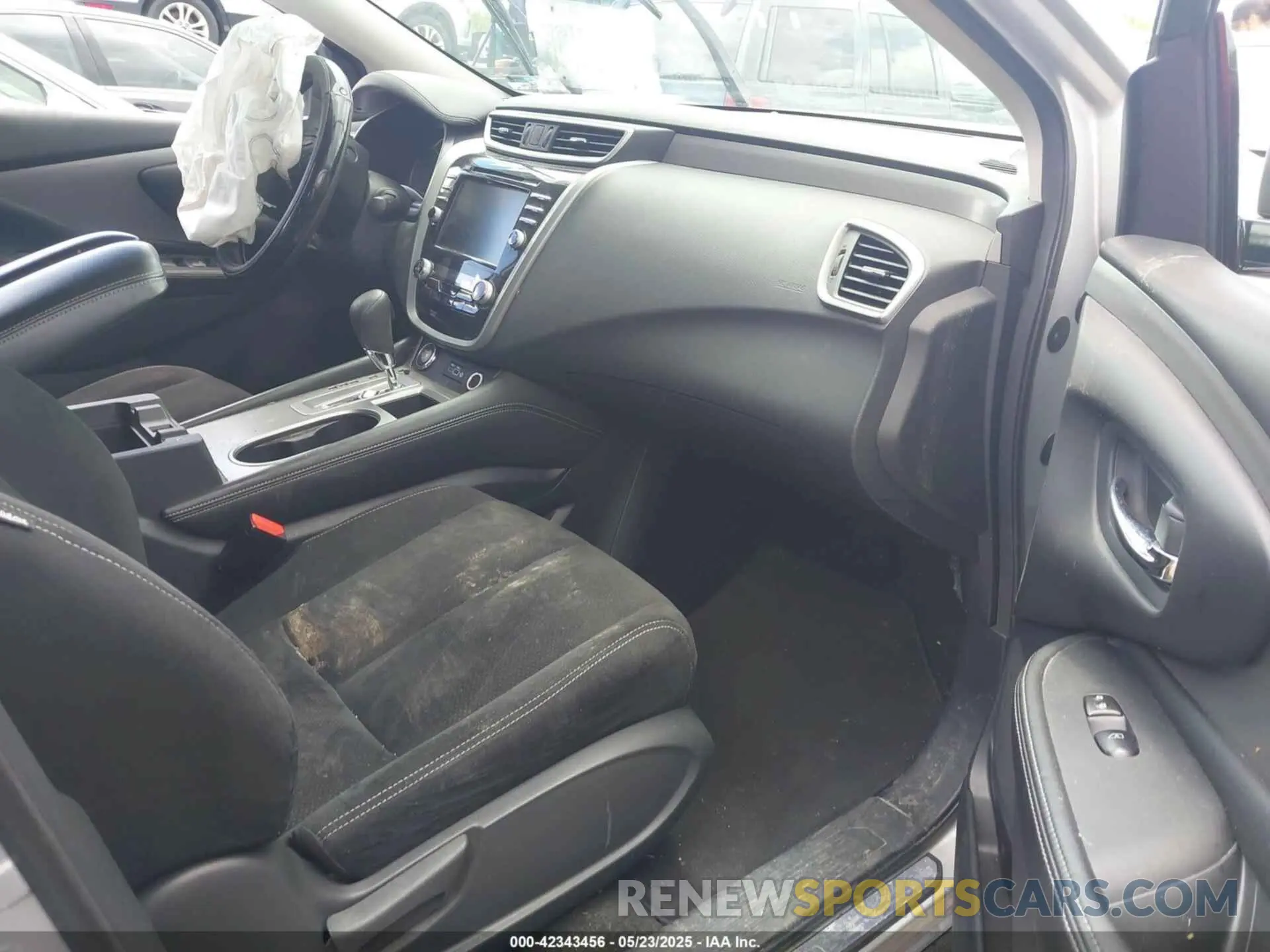 5 Photograph of a damaged car 5N1AZ2MS9KN166780 NISSAN MURANO 2019