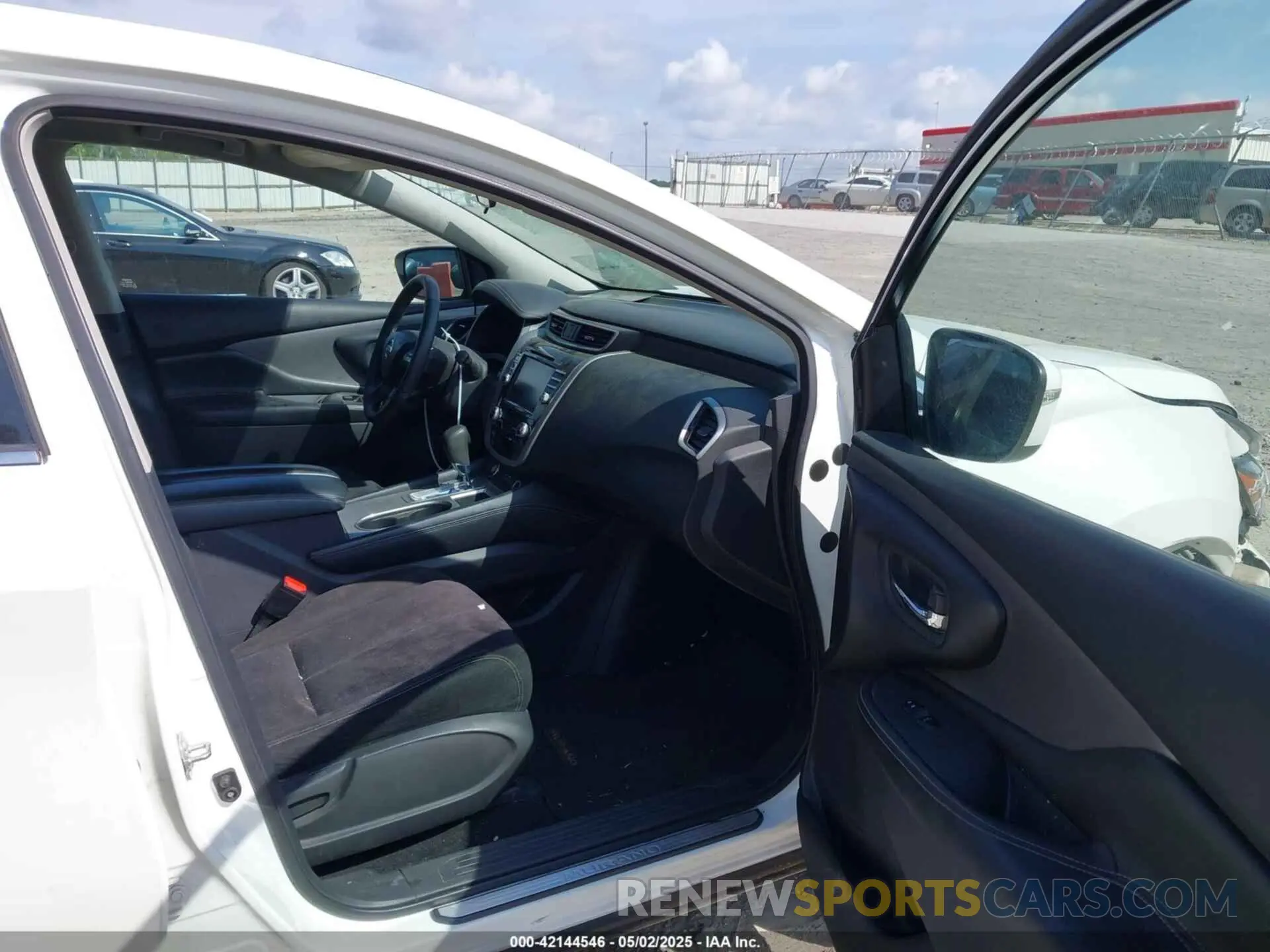 5 Photograph of a damaged car 5N1AZ2AJ1LN119742 NISSAN MURANO 2020