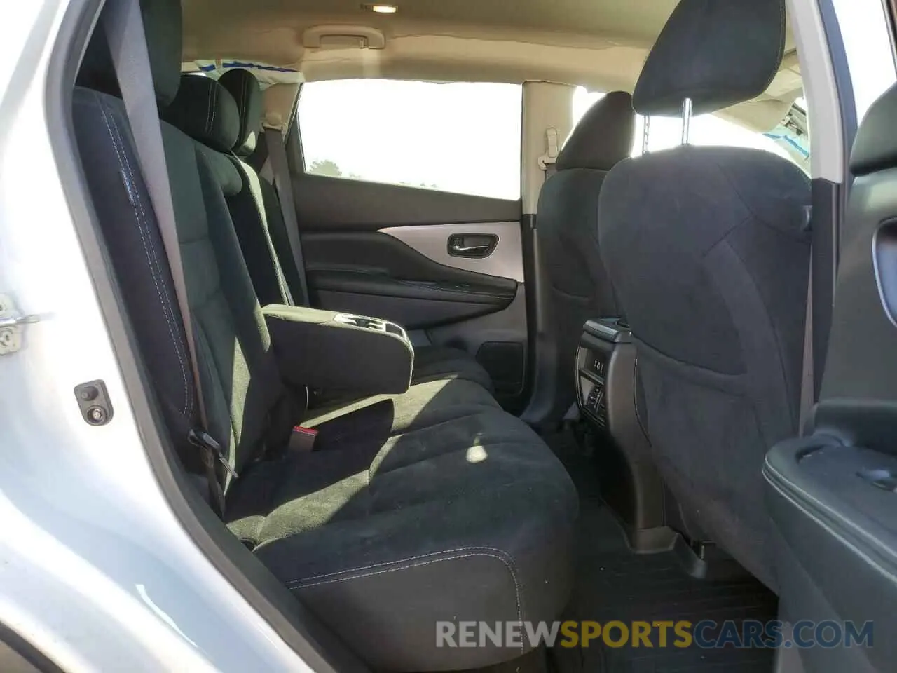10 Photograph of a damaged car 5N1AZ2AJ3LN102456 NISSAN MURANO 2020