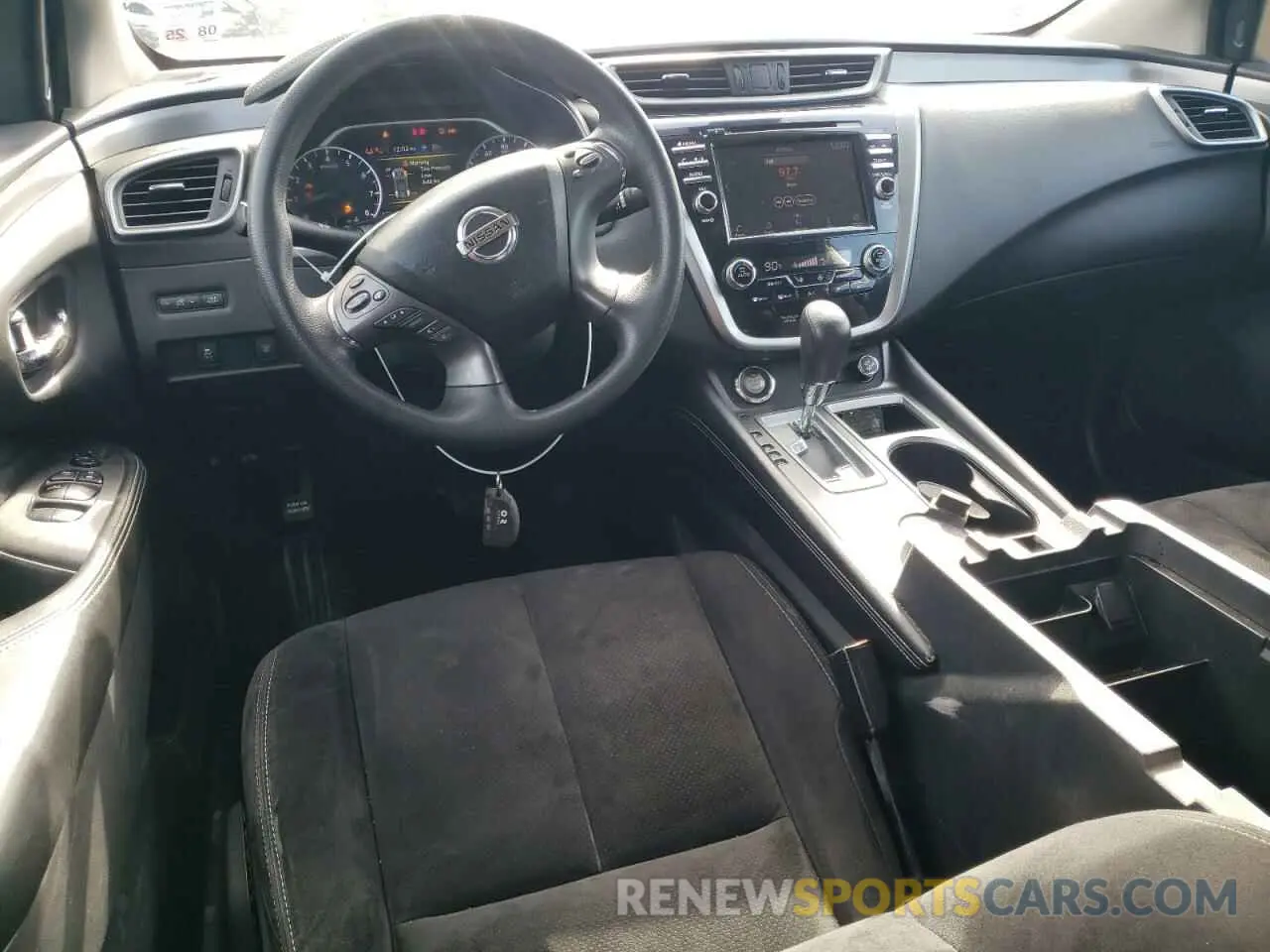 8 Photograph of a damaged car 5N1AZ2AJ6LN157113 NISSAN MURANO 2020