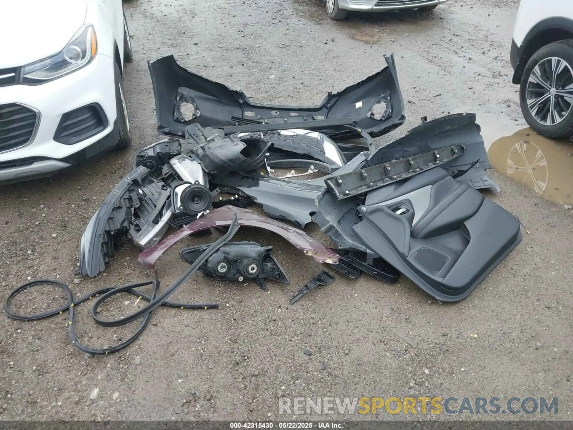 12 Photograph of a damaged car 5N1AZ2AJXLN101725 NISSAN MURANO 2020