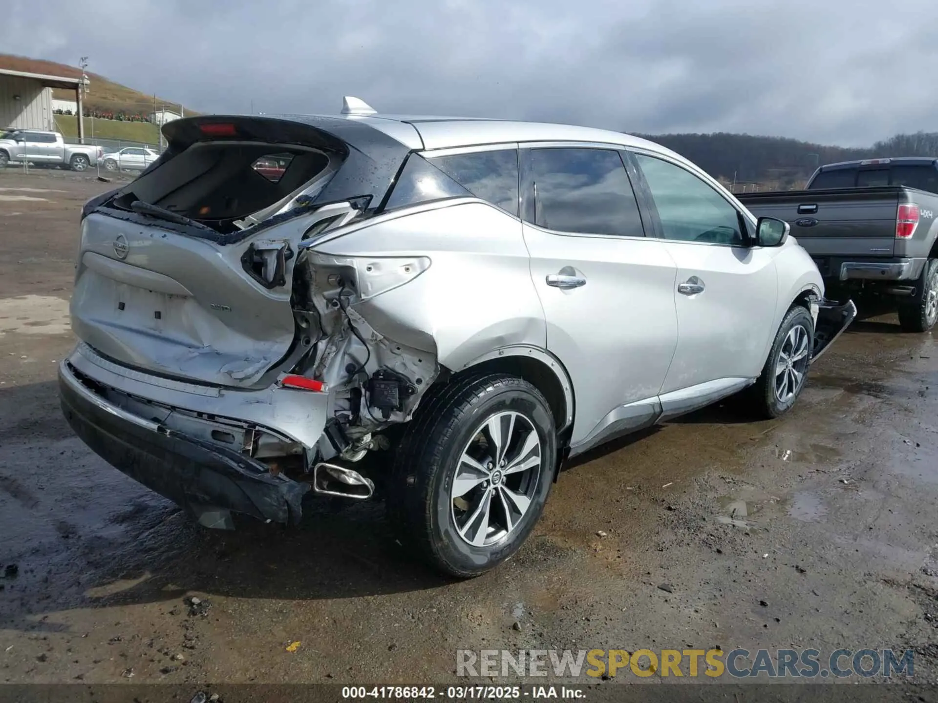 4 Photograph of a damaged car 5N1AZ2AS1LN174832 NISSAN MURANO 2020