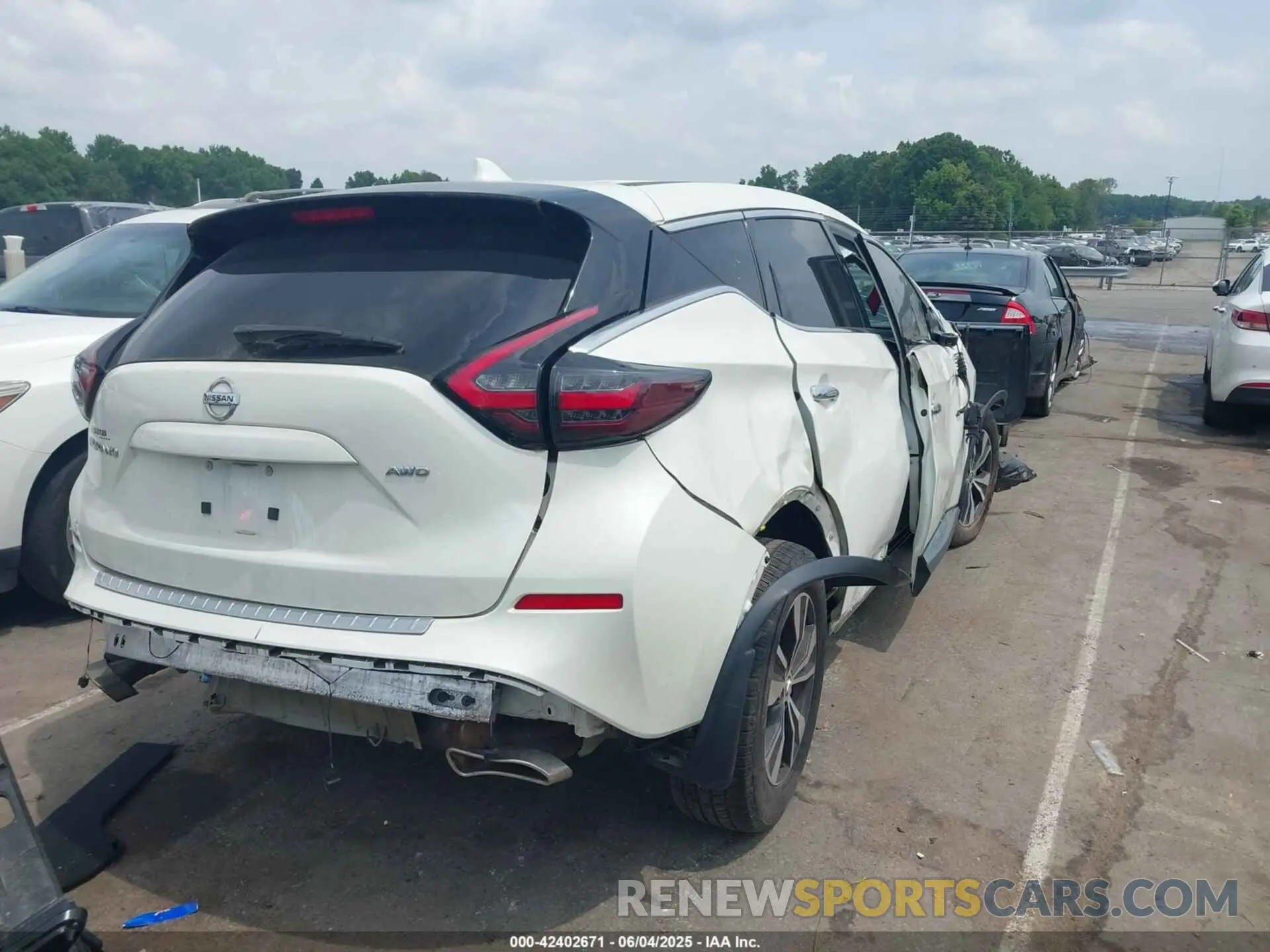 4 Photograph of a damaged car 5N1AZ2AS4LN160665 NISSAN MURANO 2020