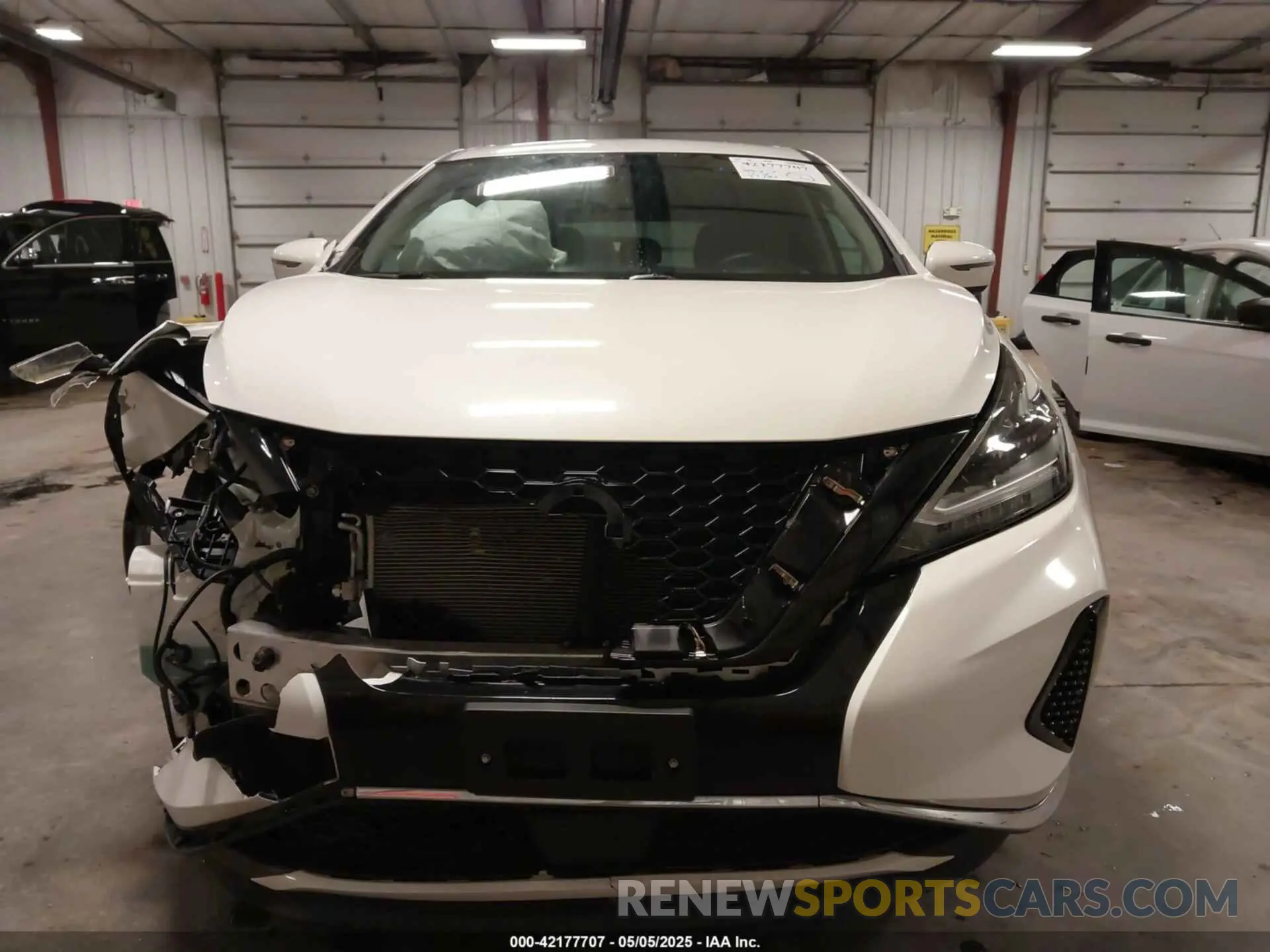 13 Photograph of a damaged car 5N1AZ2AS8LN128639 NISSAN MURANO 2020