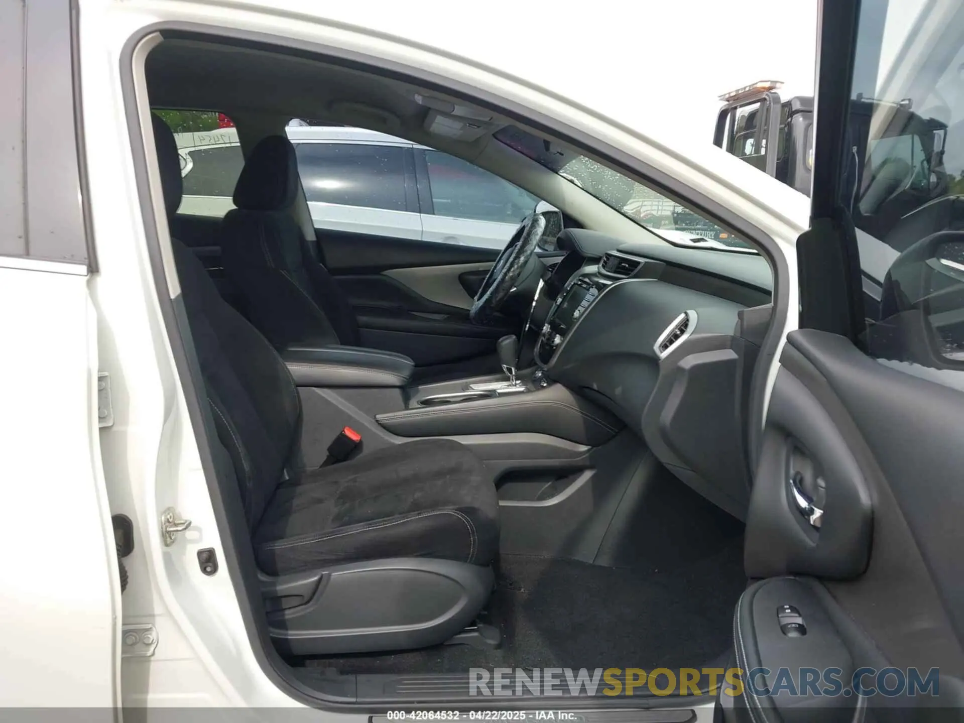 5 Photograph of a damaged car 5N1AZ2AS9LN155848 NISSAN MURANO 2020