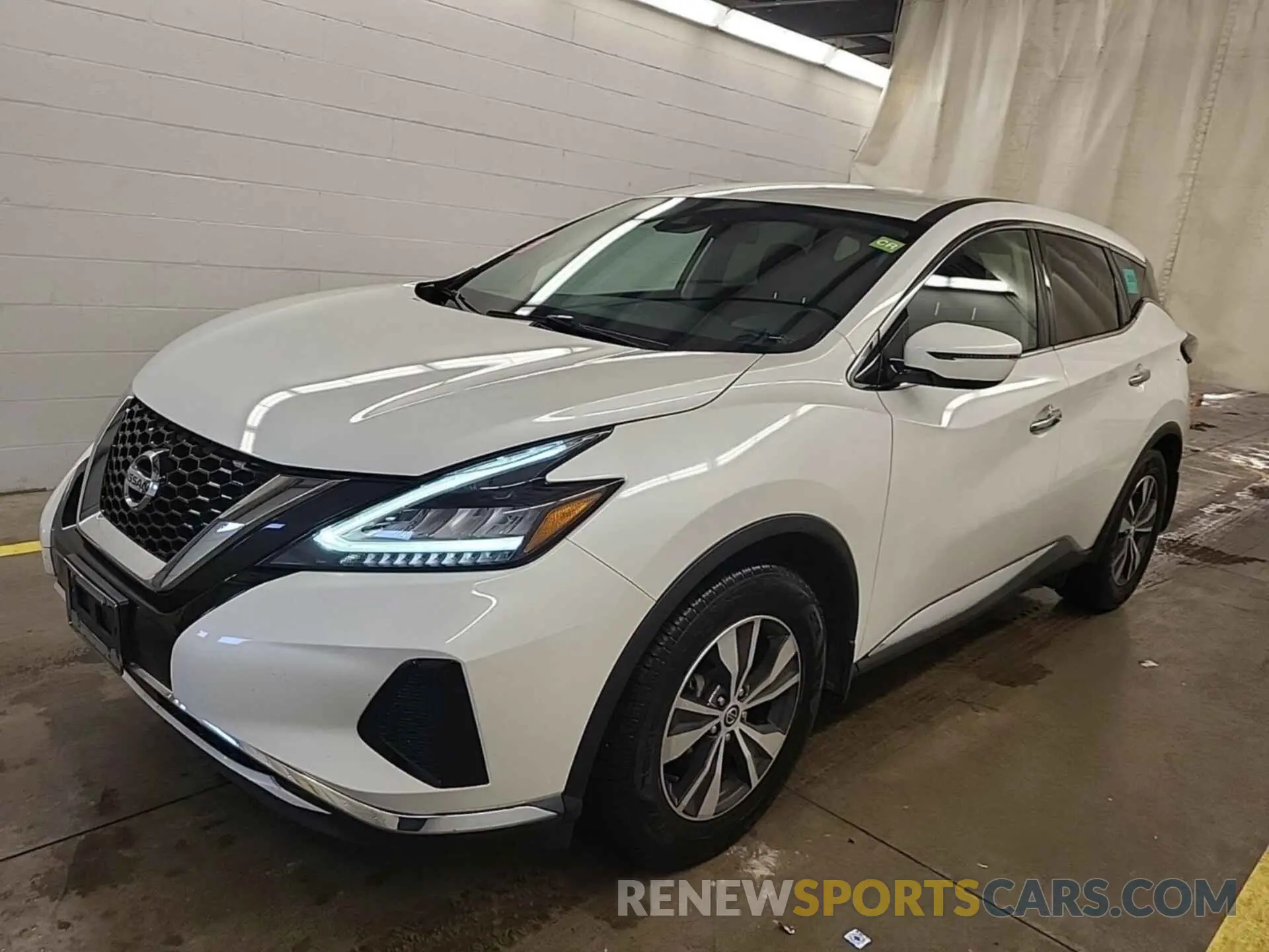 17 Photograph of a damaged car 5N1AZ2ASXLN115570 NISSAN MURANO 2020