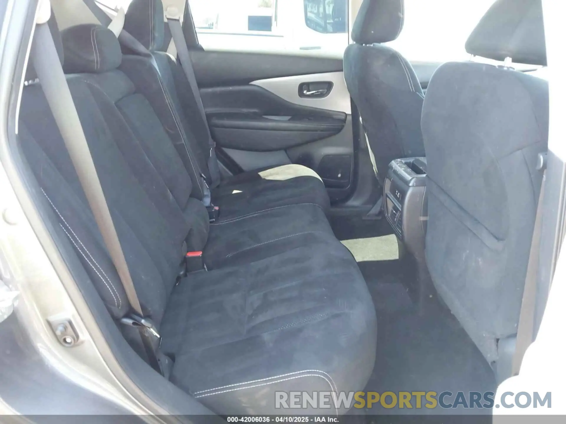 8 Photograph of a damaged car 5N1AZ2BS2LN105890 NISSAN MURANO 2020