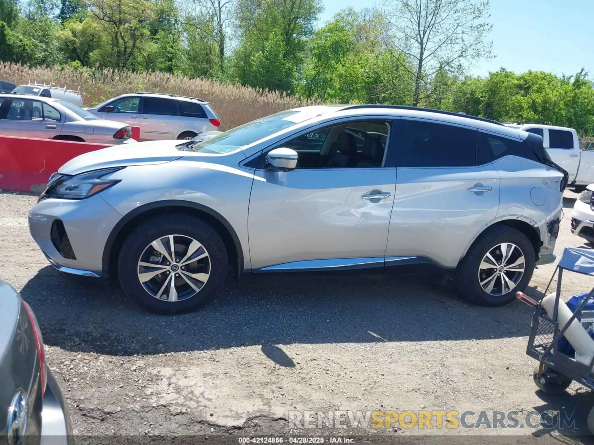 15 Photograph of a damaged car 5N1AZ2BS2LN107882 NISSAN MURANO 2020
