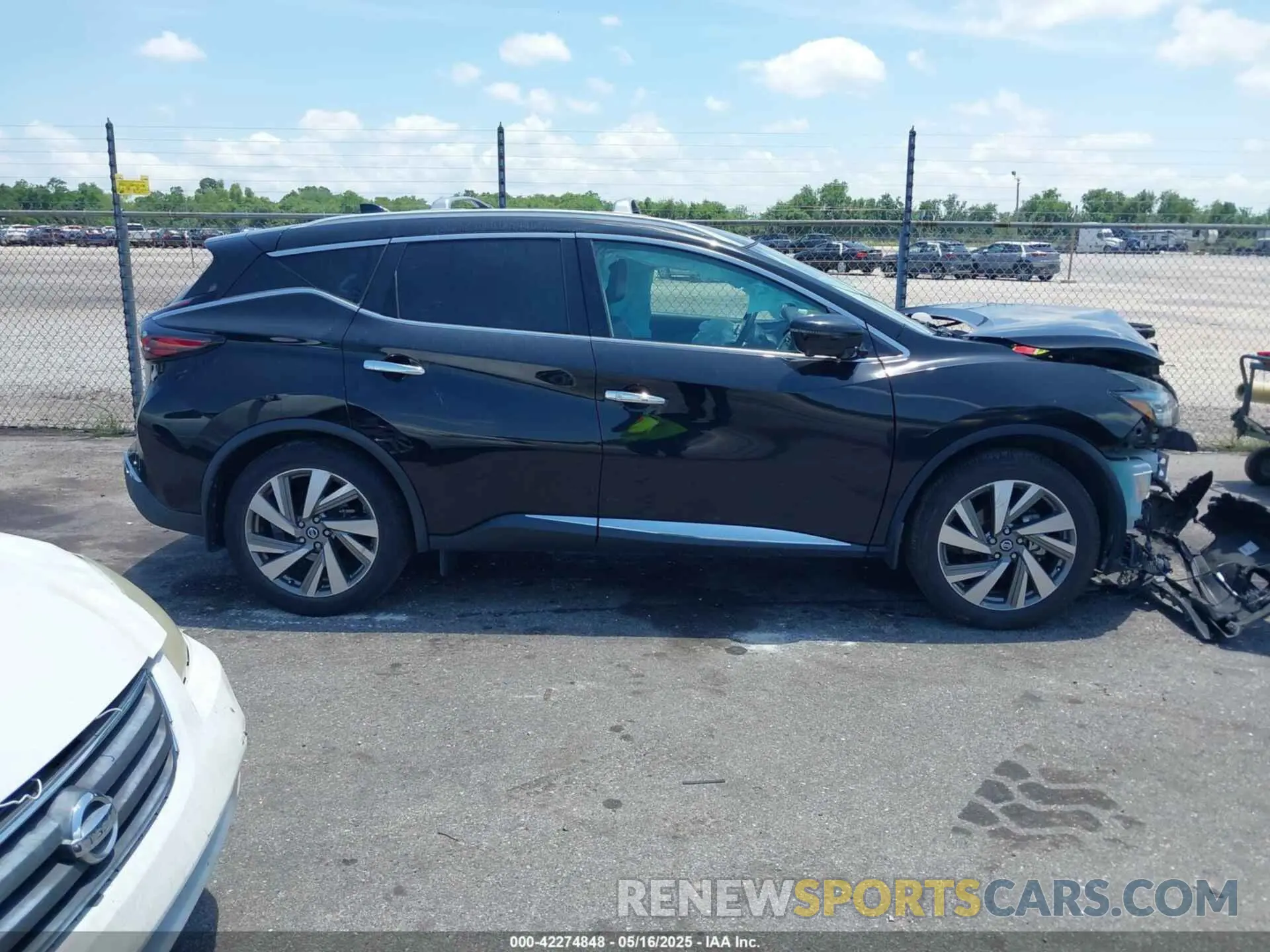 13 Photograph of a damaged car 5N1AZ2CJ5LN153390 NISSAN MURANO 2020