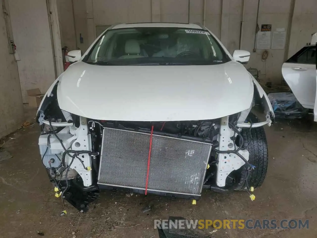 5 Photograph of a damaged car 5N1AZ2CJ6LN139997 NISSAN MURANO 2020