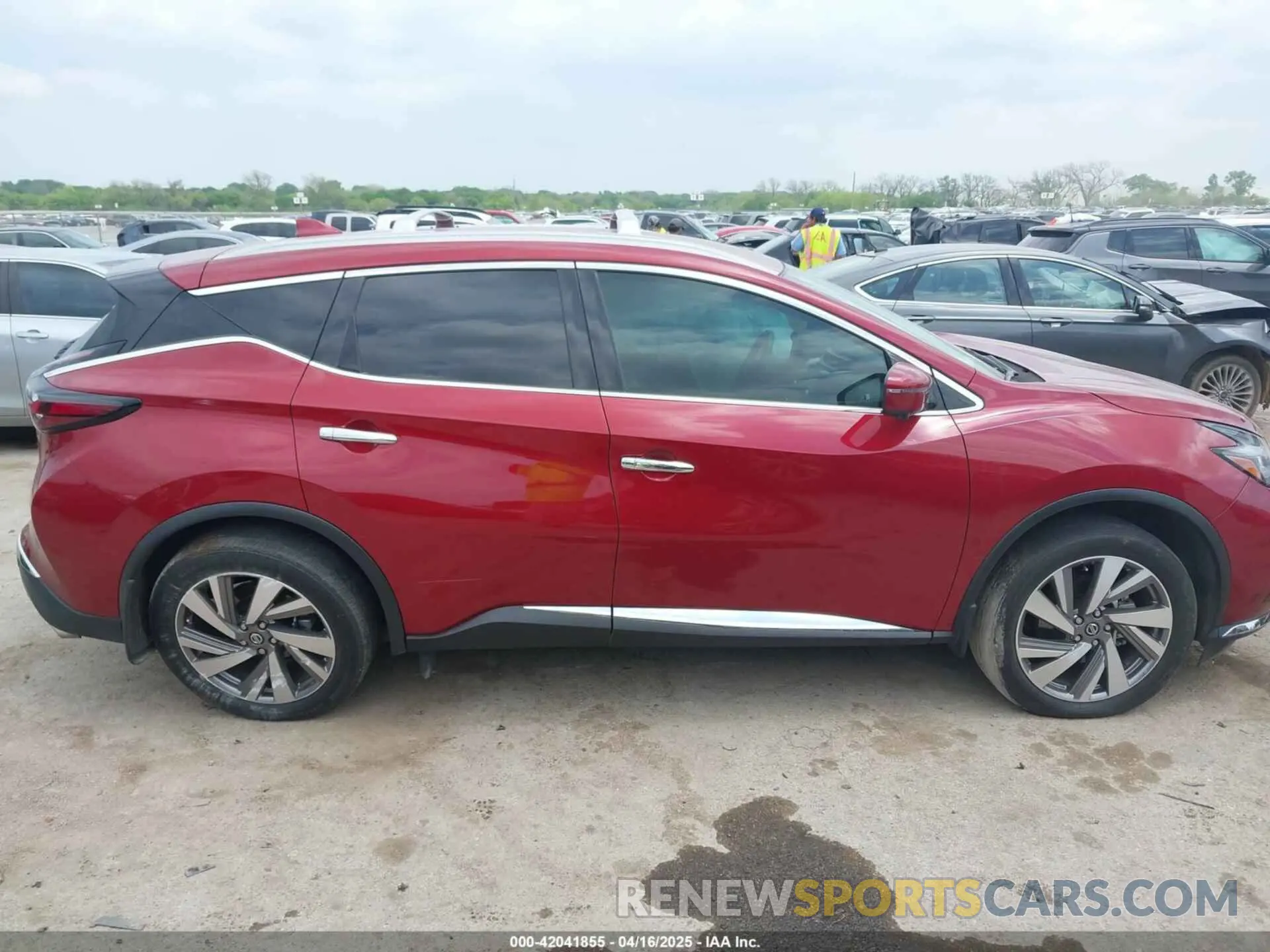 12 Photograph of a damaged car 5N1AZ2CJ7LN133304 NISSAN MURANO 2020