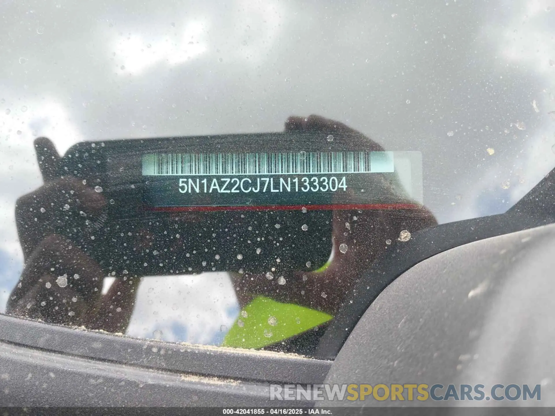 9 Photograph of a damaged car 5N1AZ2CJ7LN133304 NISSAN MURANO 2020