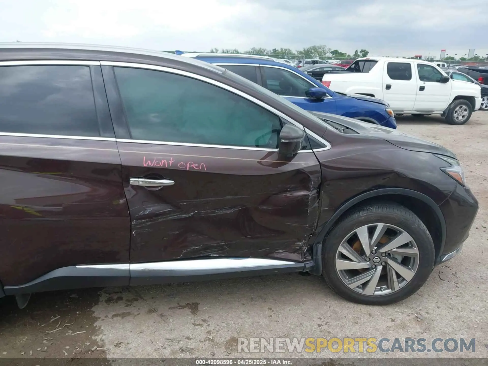 6 Photograph of a damaged car 5N1AZ2CJ8LN128516 NISSAN MURANO 2020