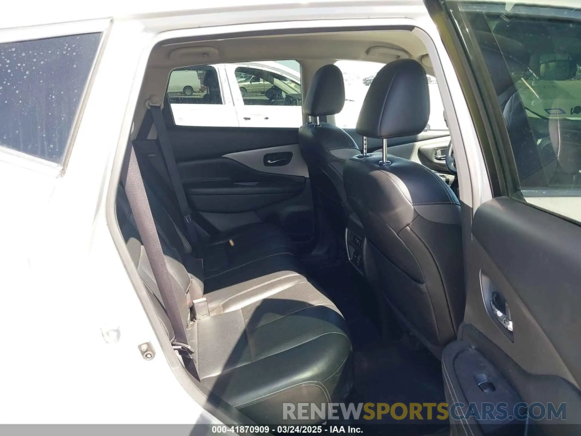 8 Photograph of a damaged car 5N1AZ2CS7LN175805 NISSAN MURANO 2020