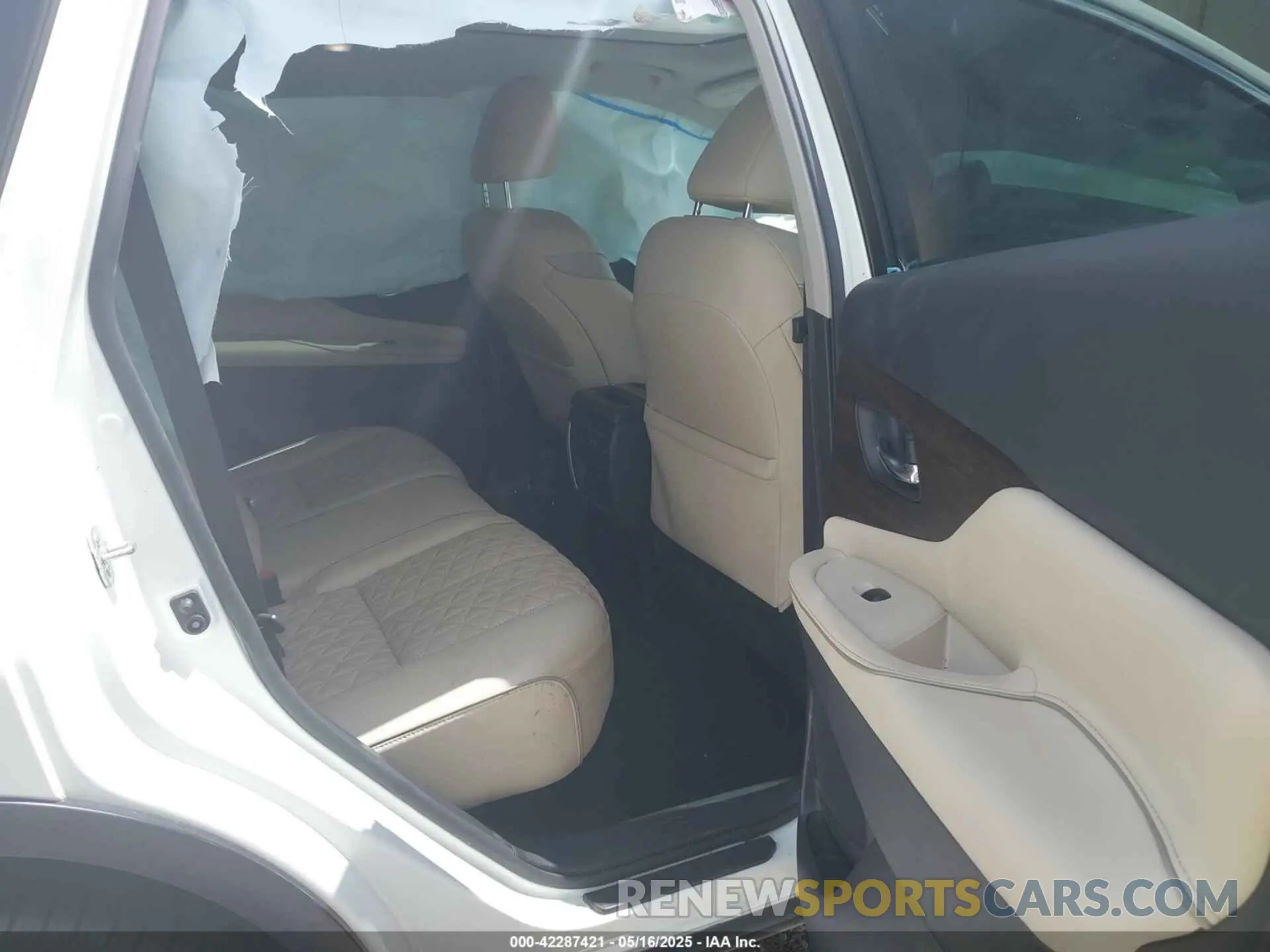 8 Photograph of a damaged car 5N1AZ2DJ0LN146698 NISSAN MURANO 2020