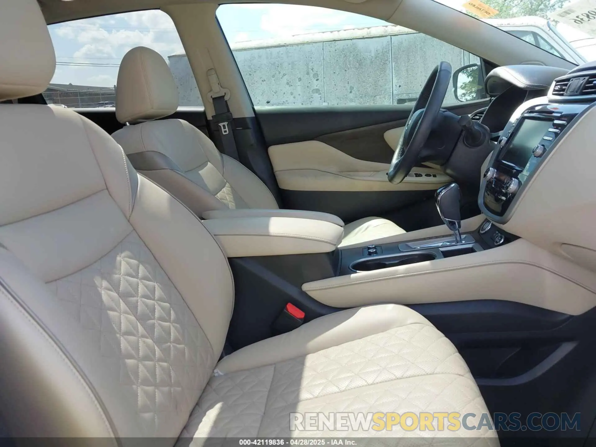 5 Photograph of a damaged car 5N1AZ2DJ3LN115526 NISSAN MURANO 2020