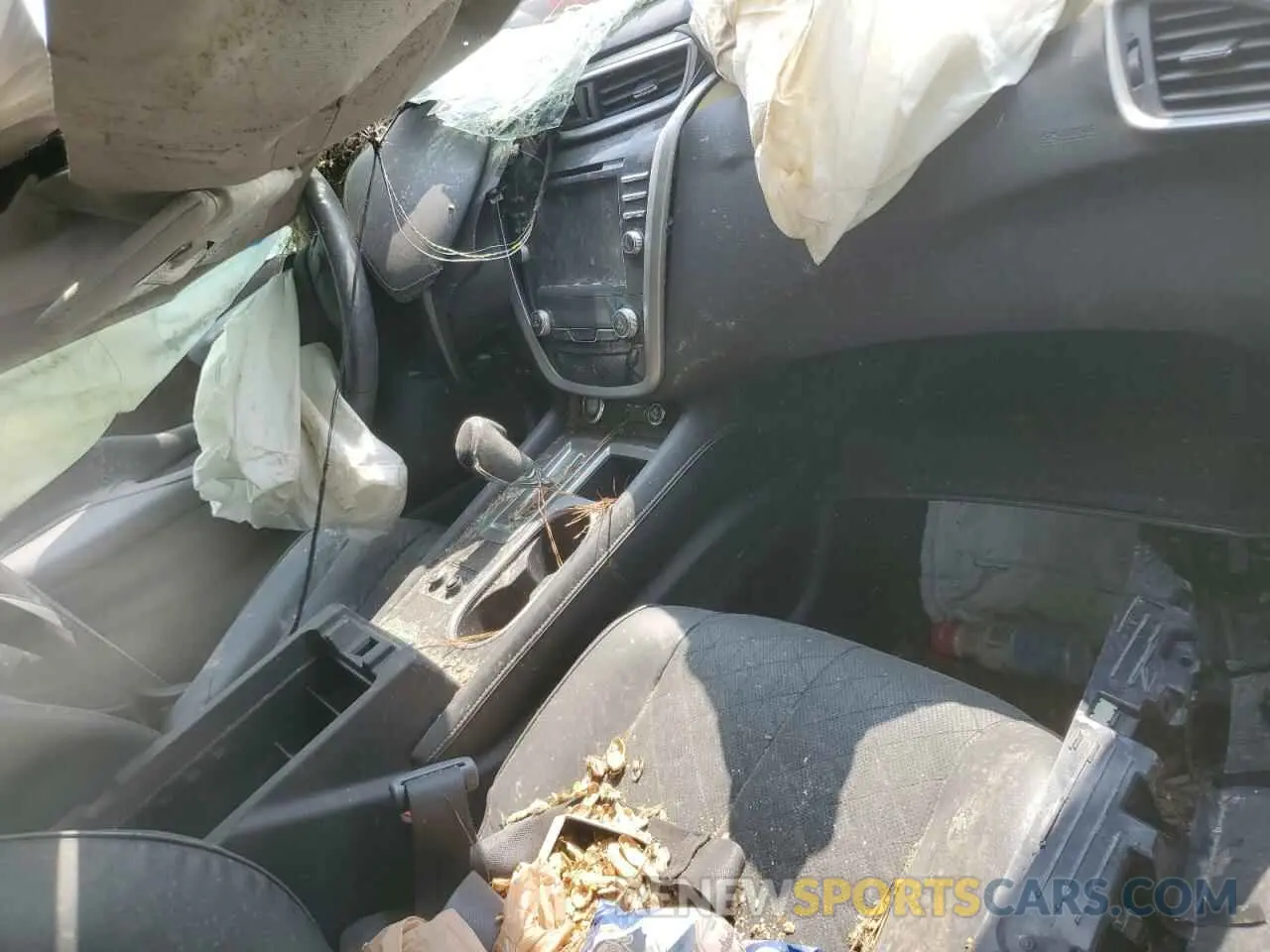 8 Photograph of a damaged car 5N1AZ2DJ7LN167340 NISSAN MURANO 2020