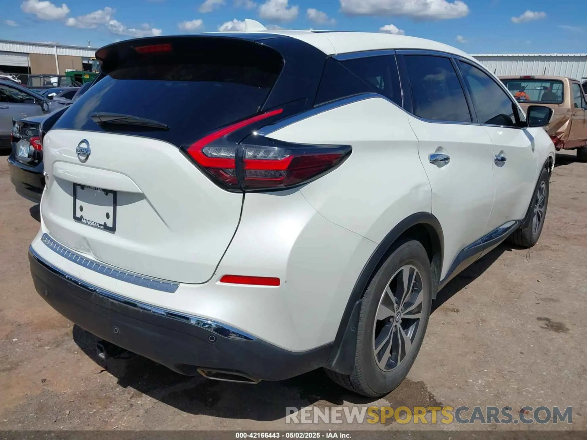 4 Photograph of a damaged car 5N1AZ2AJ5MC114332 NISSAN MURANO 2021