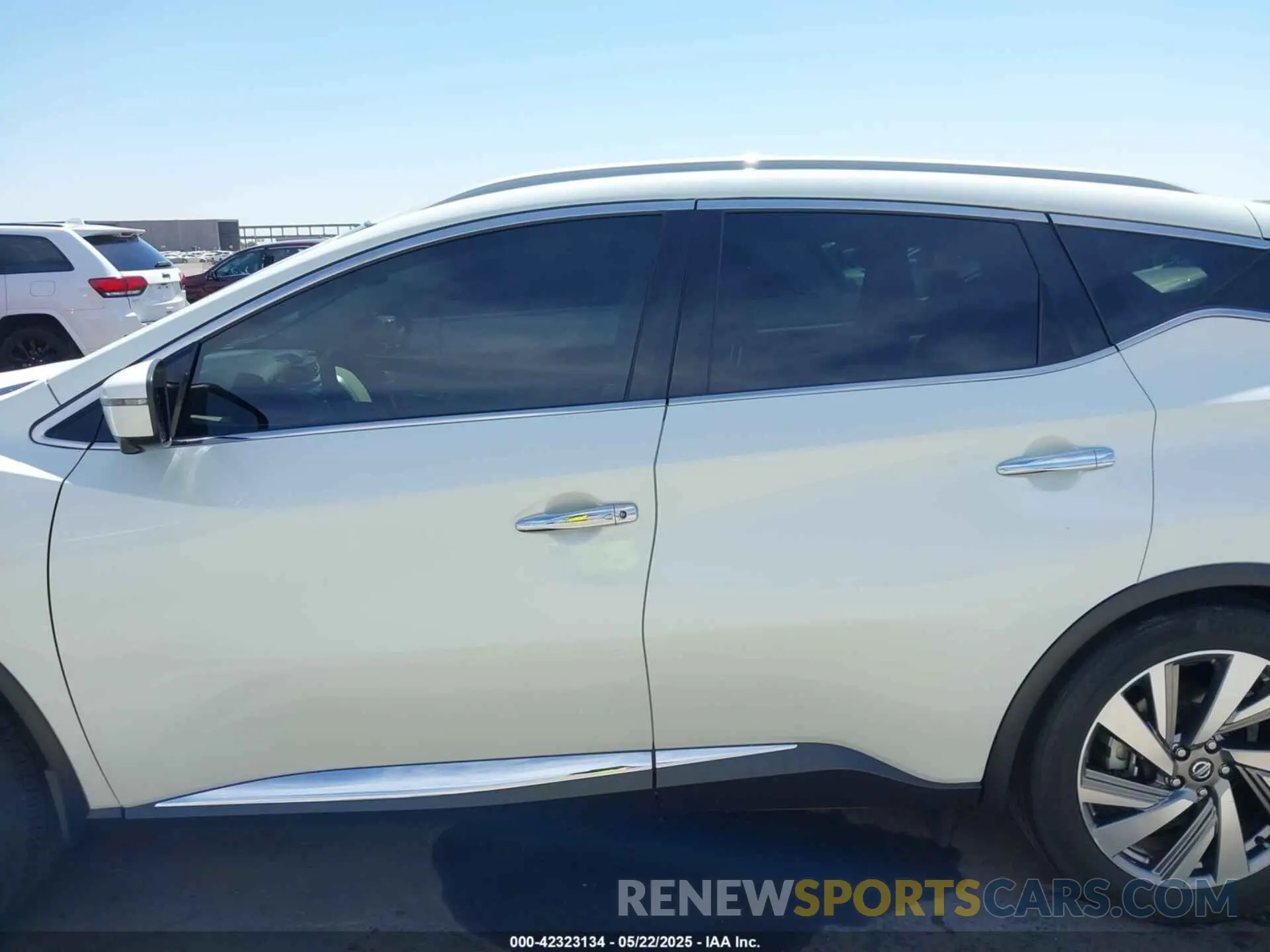 15 Photograph of a damaged car 5N1AZ2CJ9MC100169 NISSAN MURANO 2021