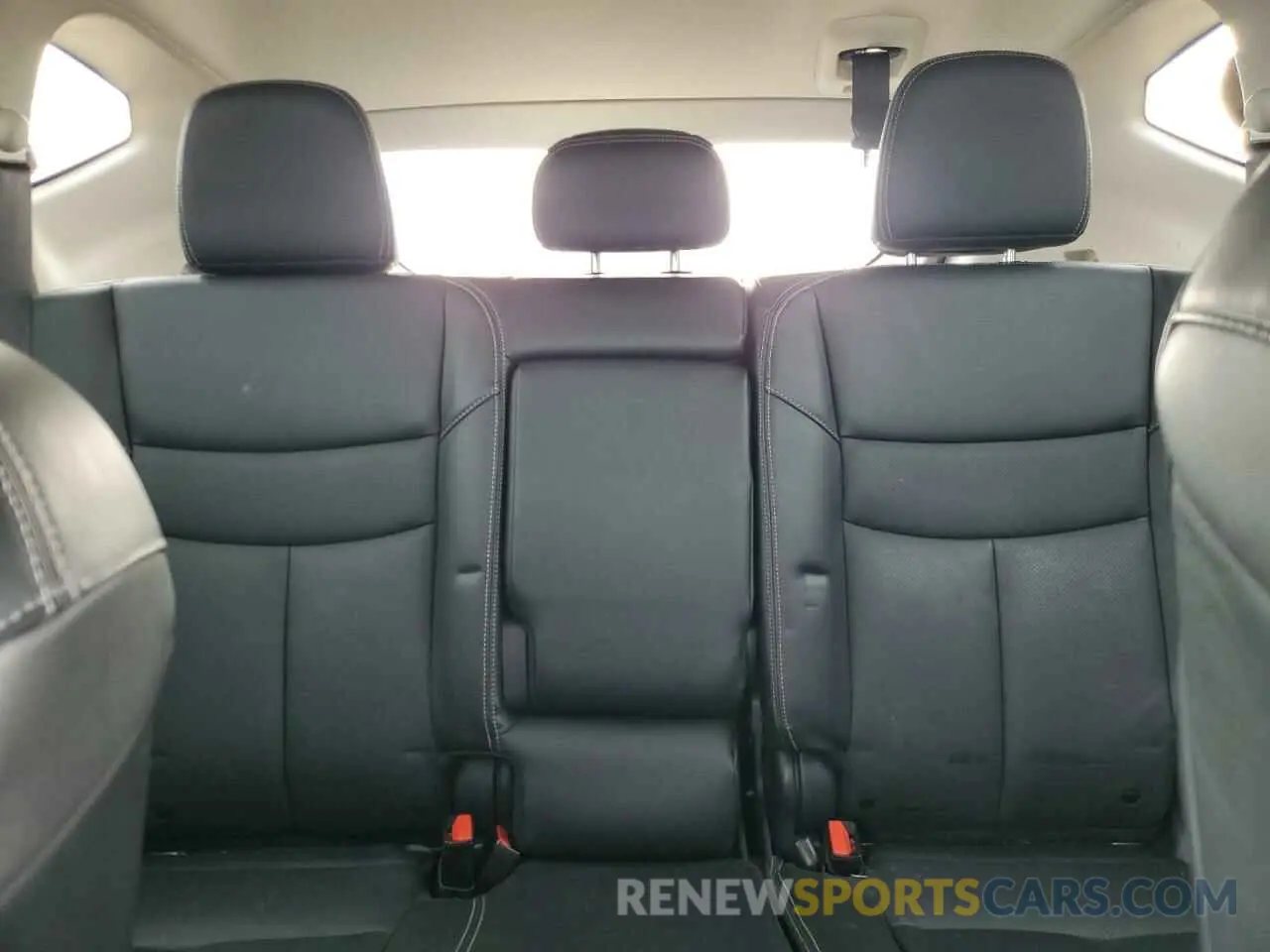 10 Photograph of a damaged car 5N1AZ2CJXMC120933 NISSAN MURANO 2021