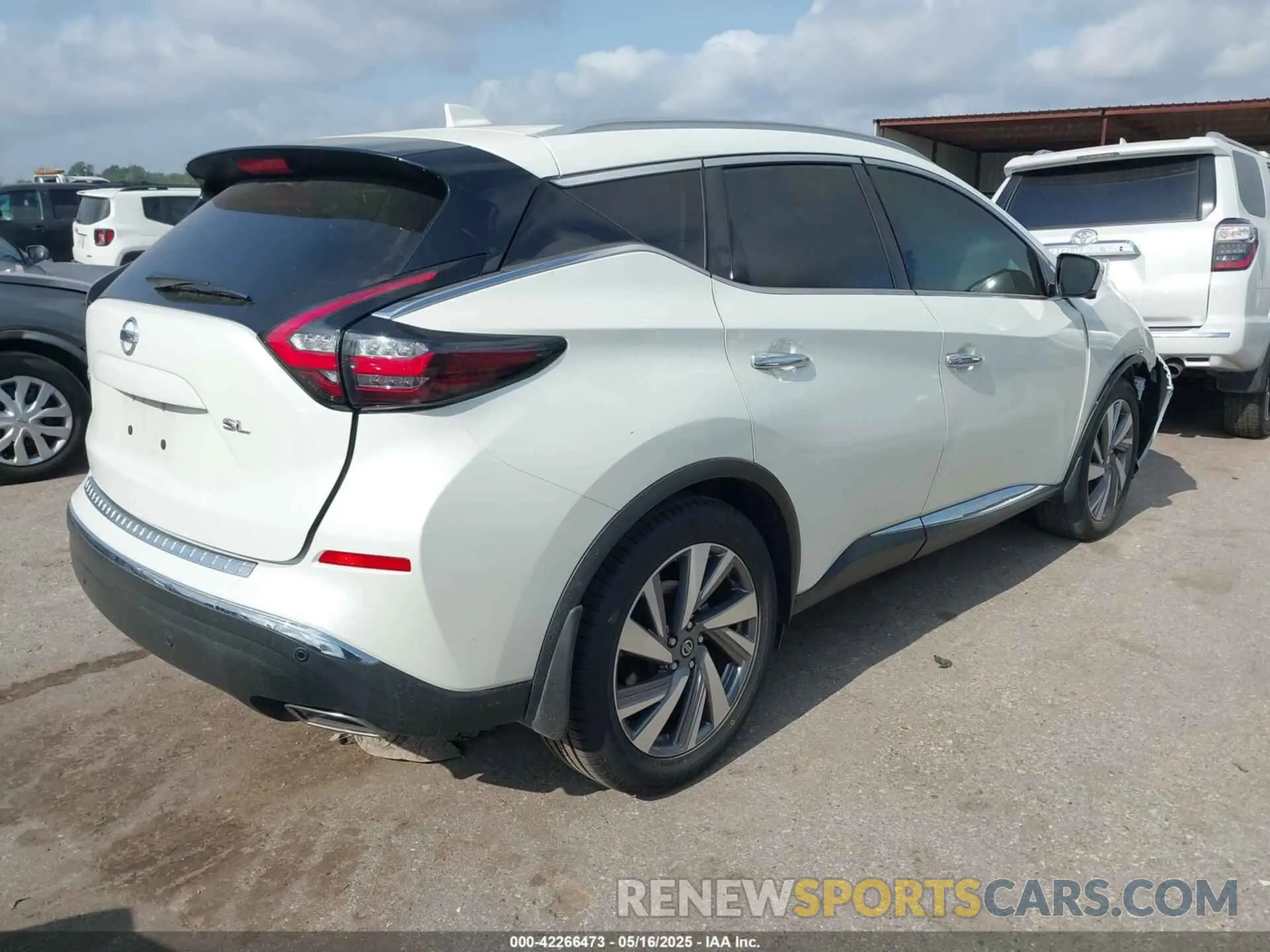 4 Photograph of a damaged car 5N1AZ2CJXMC132466 NISSAN MURANO 2021