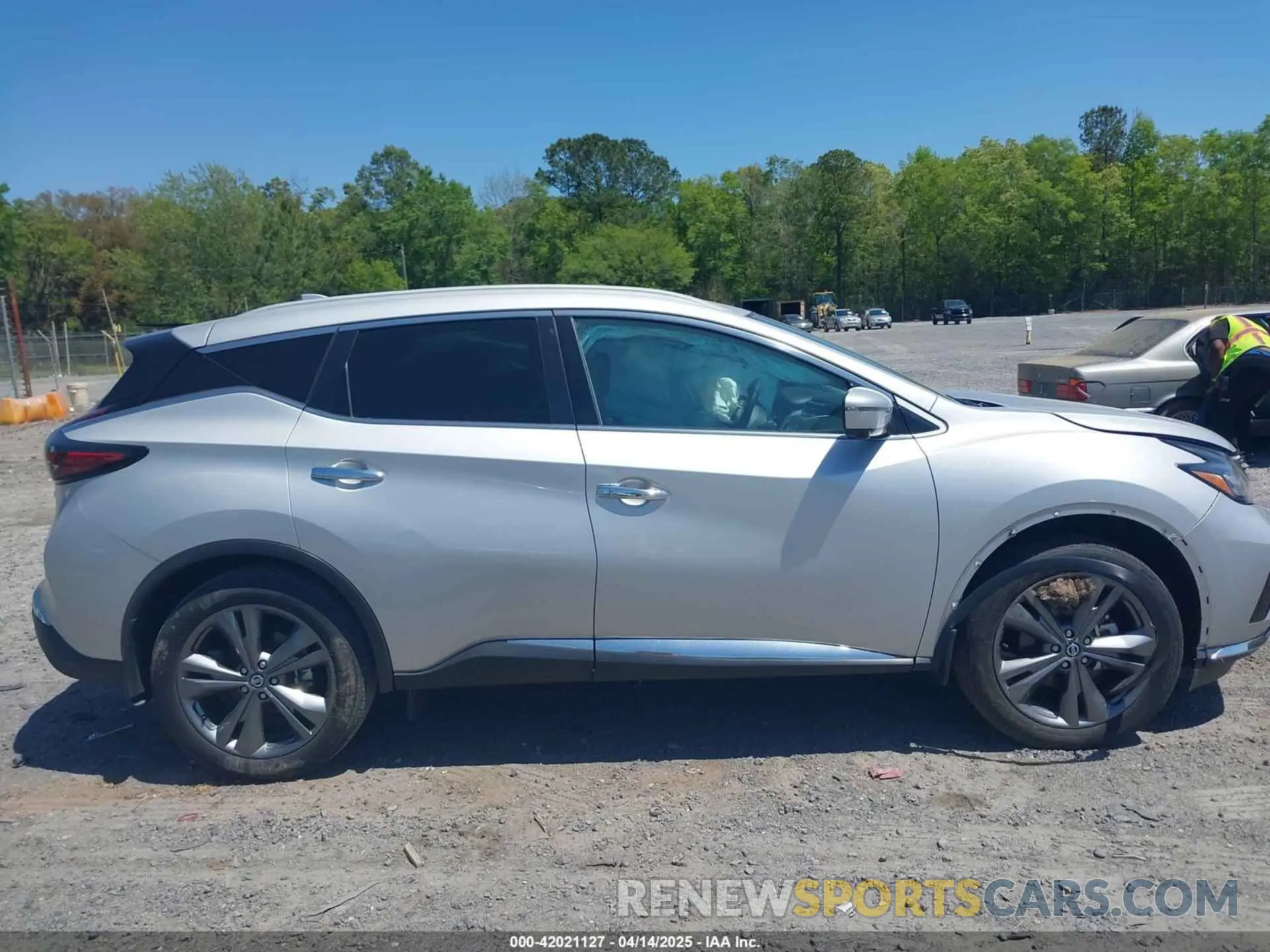 14 Photograph of a damaged car 5N1AZ2DJ8MC117592 NISSAN MURANO 2021