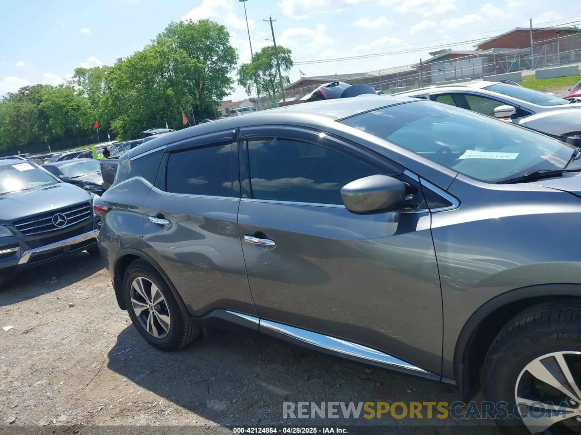 13 Photograph of a damaged car 5N1AZ2AJ1NC121554 NISSAN MURANO 2022