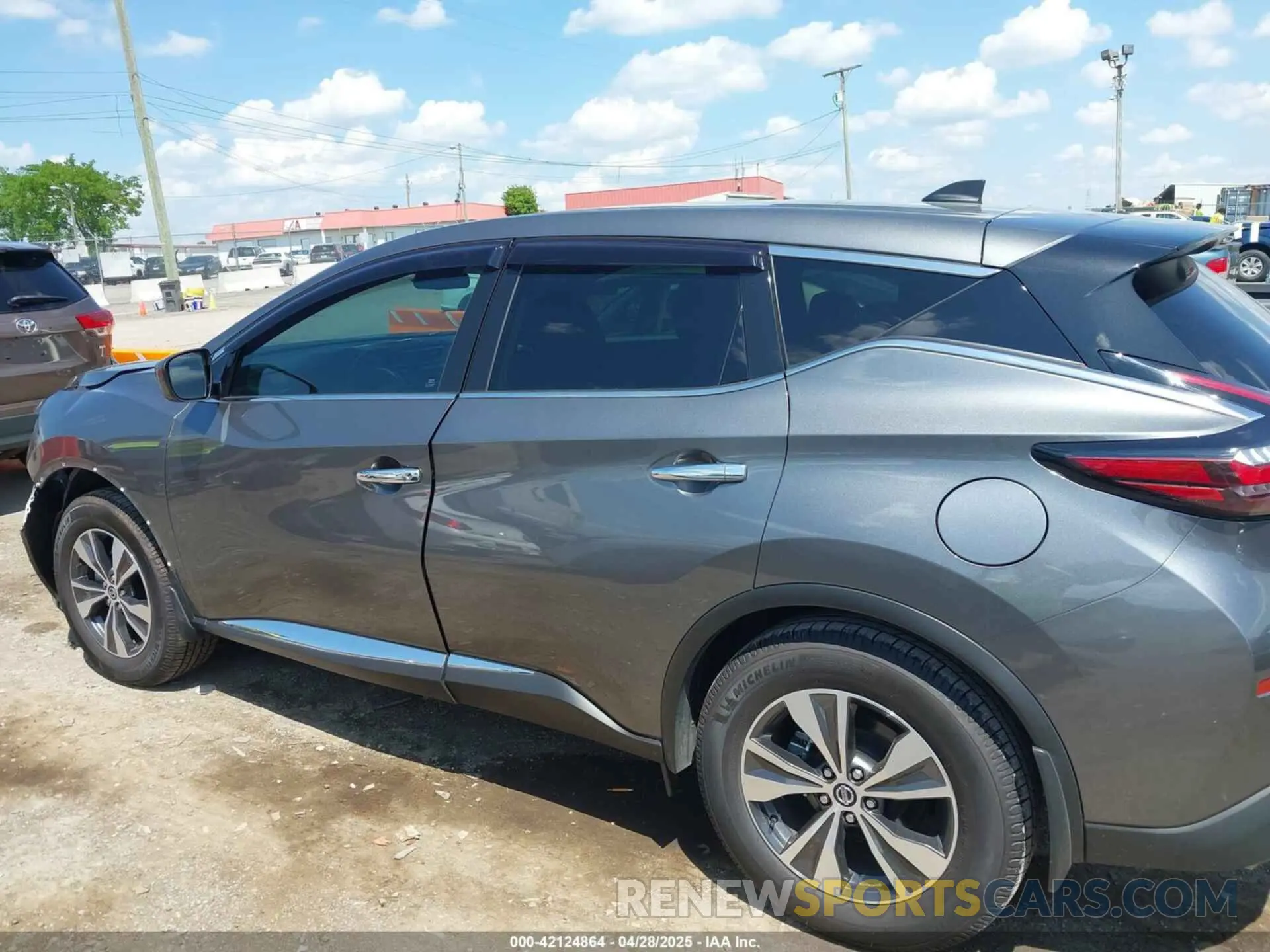 14 Photograph of a damaged car 5N1AZ2AJ1NC121554 NISSAN MURANO 2022