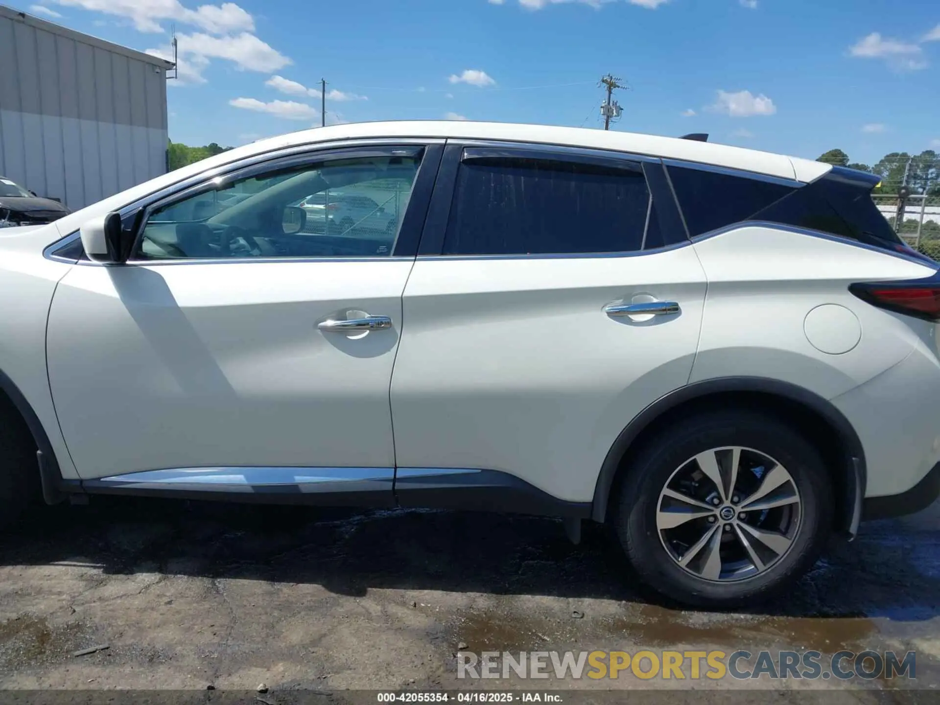 14 Photograph of a damaged car 5N1AZ2AS0NC115785 NISSAN MURANO 2022