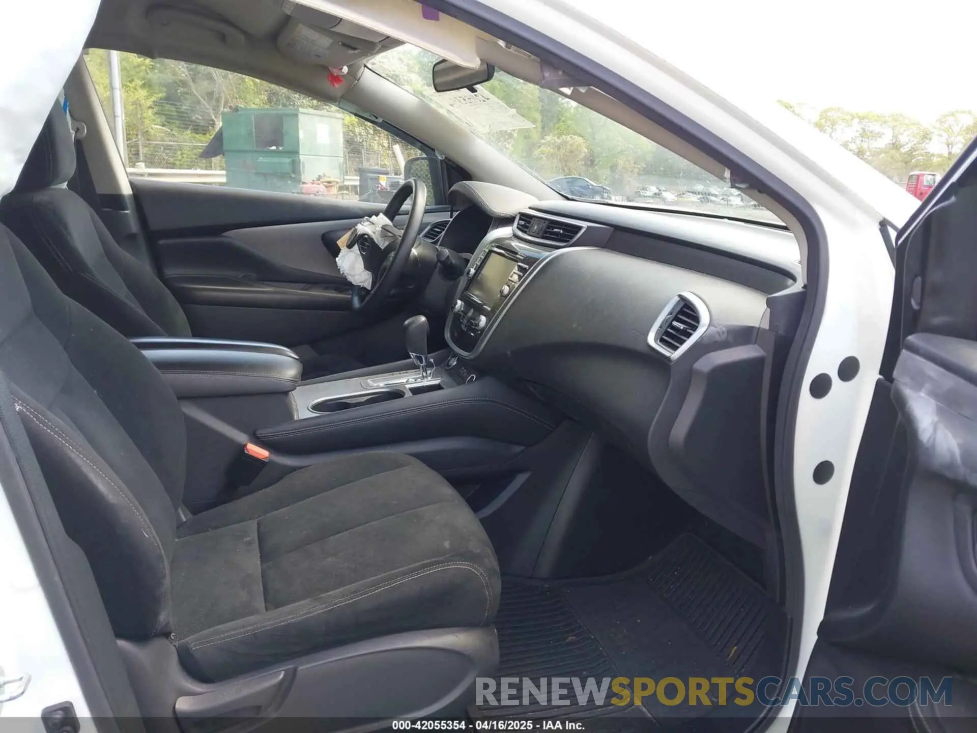 5 Photograph of a damaged car 5N1AZ2AS0NC115785 NISSAN MURANO 2022