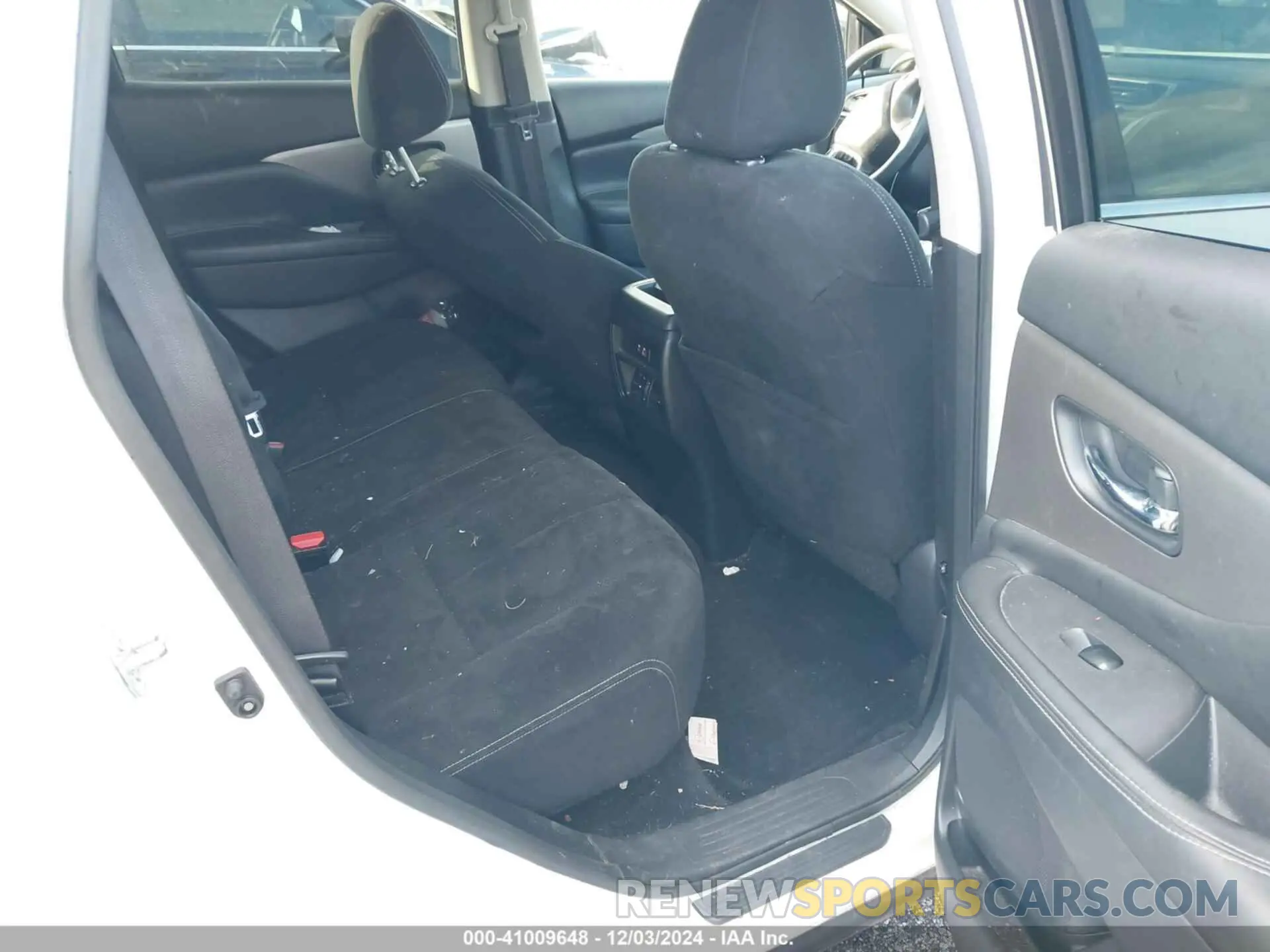 8 Photograph of a damaged car 5N1AZ2ASXNC123862 NISSAN MURANO 2022