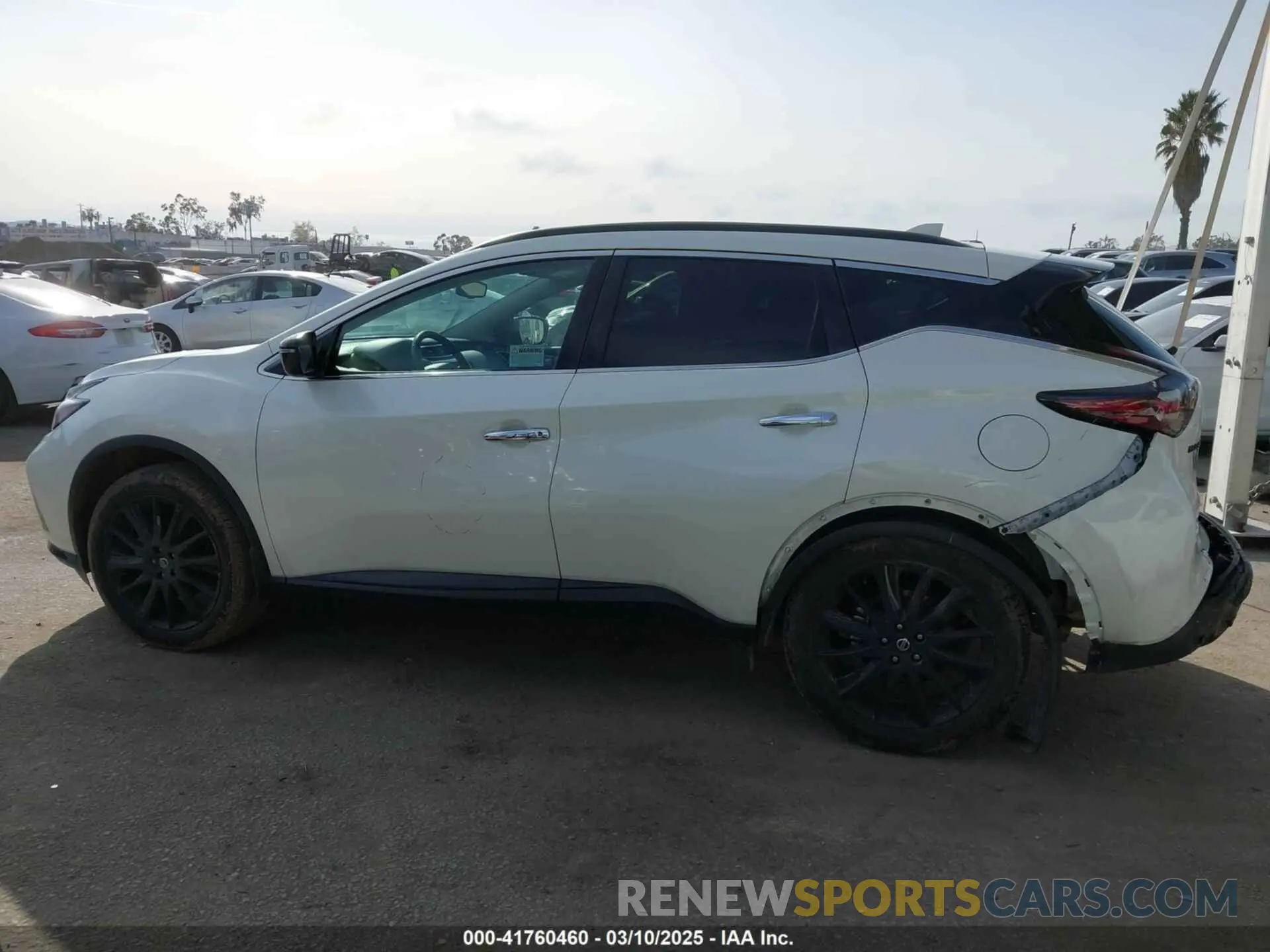 14 Photograph of a damaged car 5N1AZ2BJ0NC126775 NISSAN MURANO 2022