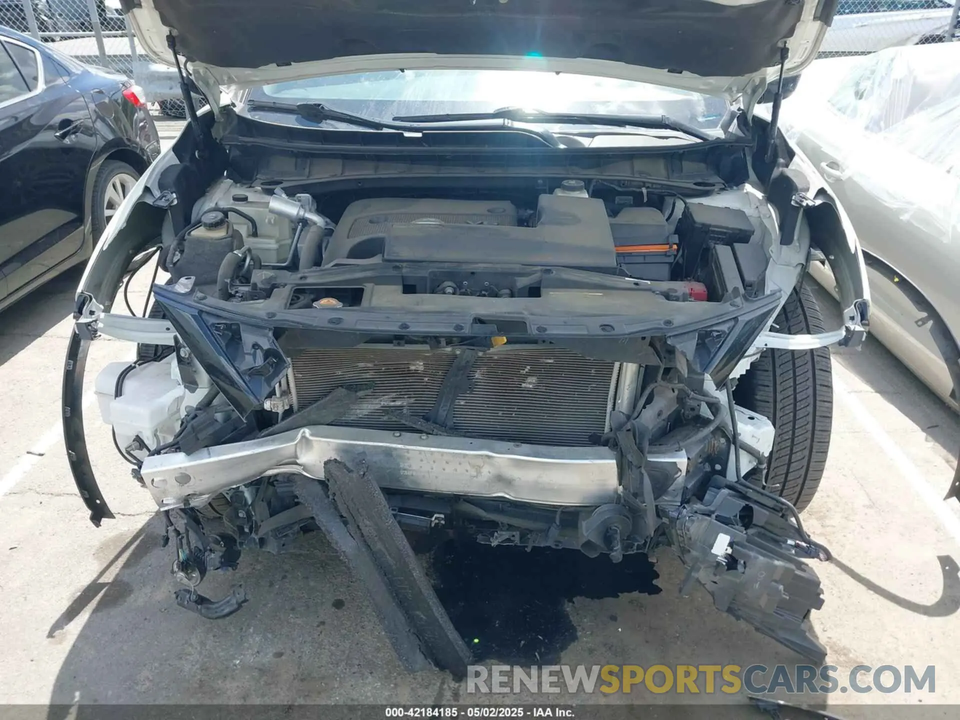 10 Photograph of a damaged car 5N1AZ2BJ9NC113359 NISSAN MURANO 2022